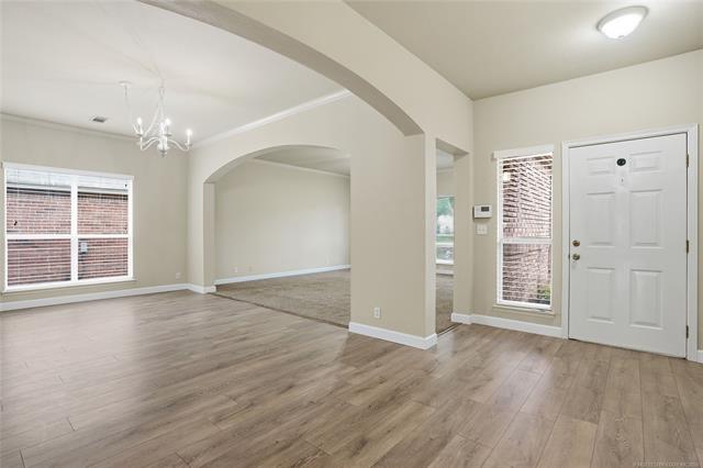 3404 N Battle Creek Drive Property Photo 5