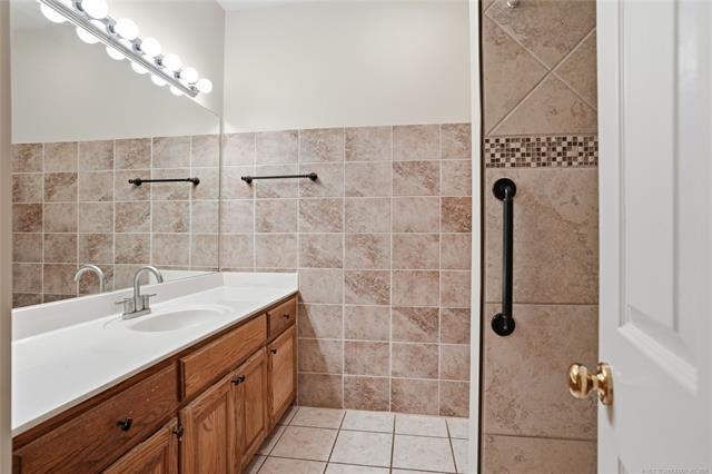 3404 N Battle Creek Drive Property Photo 21