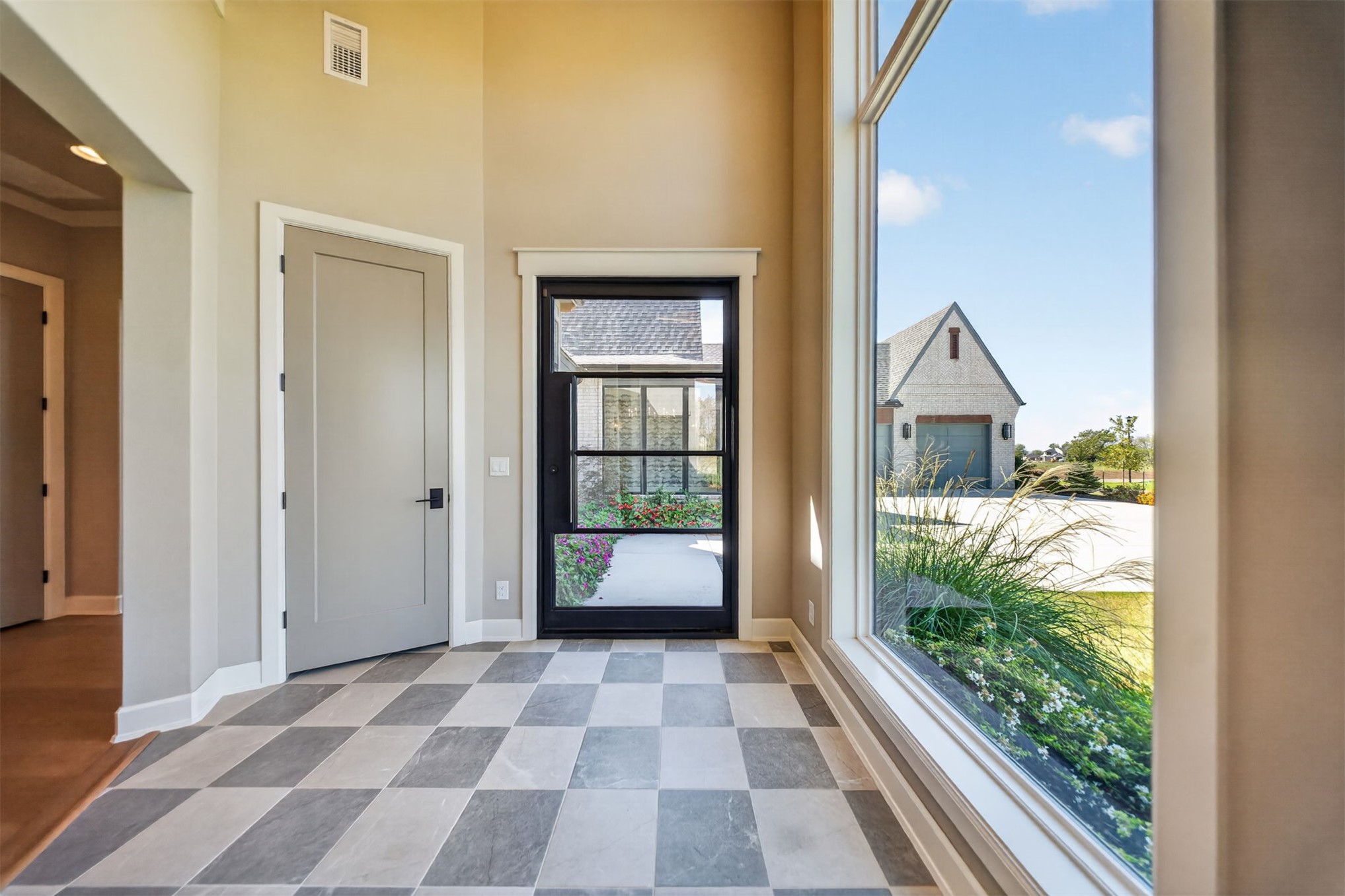 17584 E White Tail Cove Property Photo 15