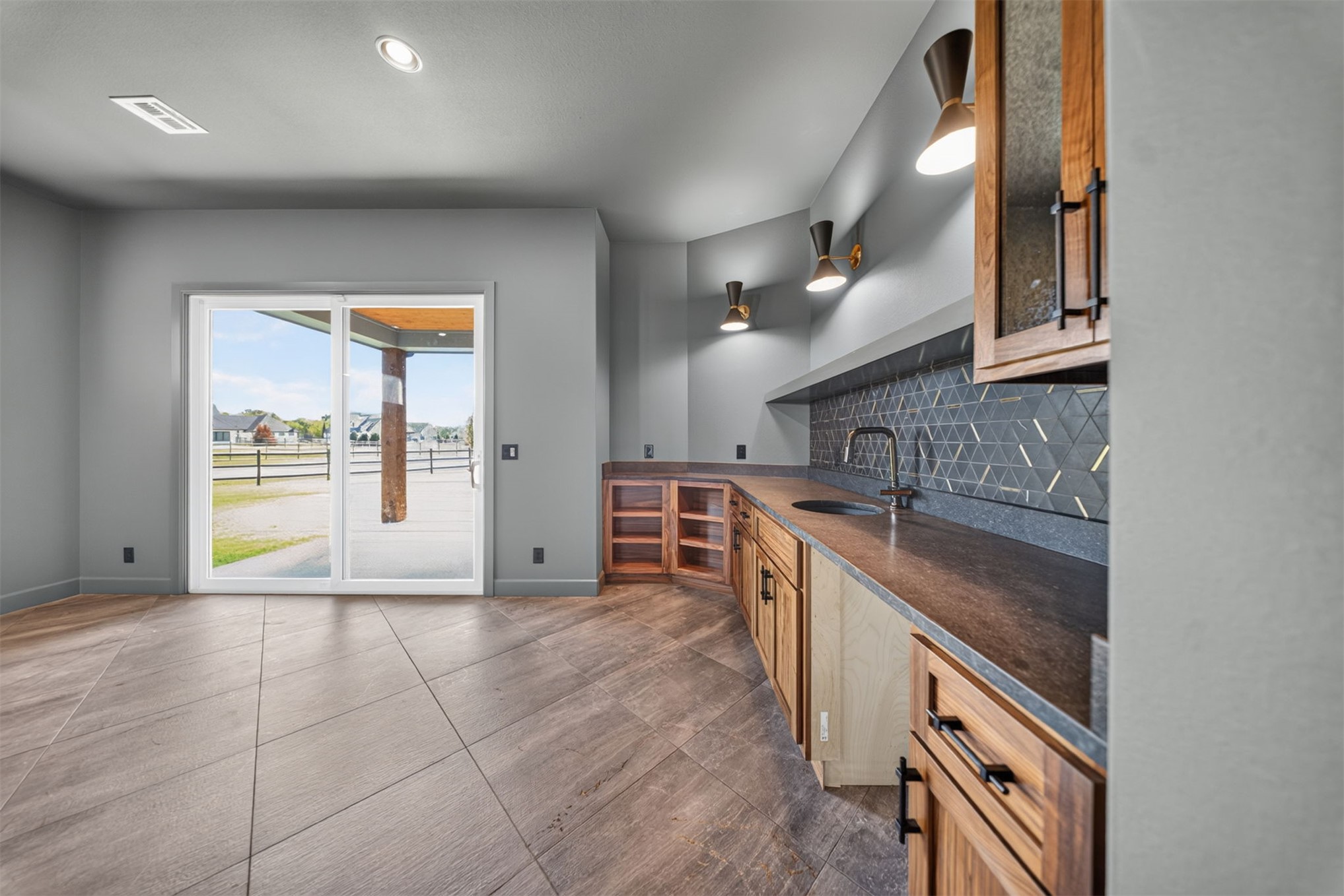 17584 E White Tail Cove Property Photo 23