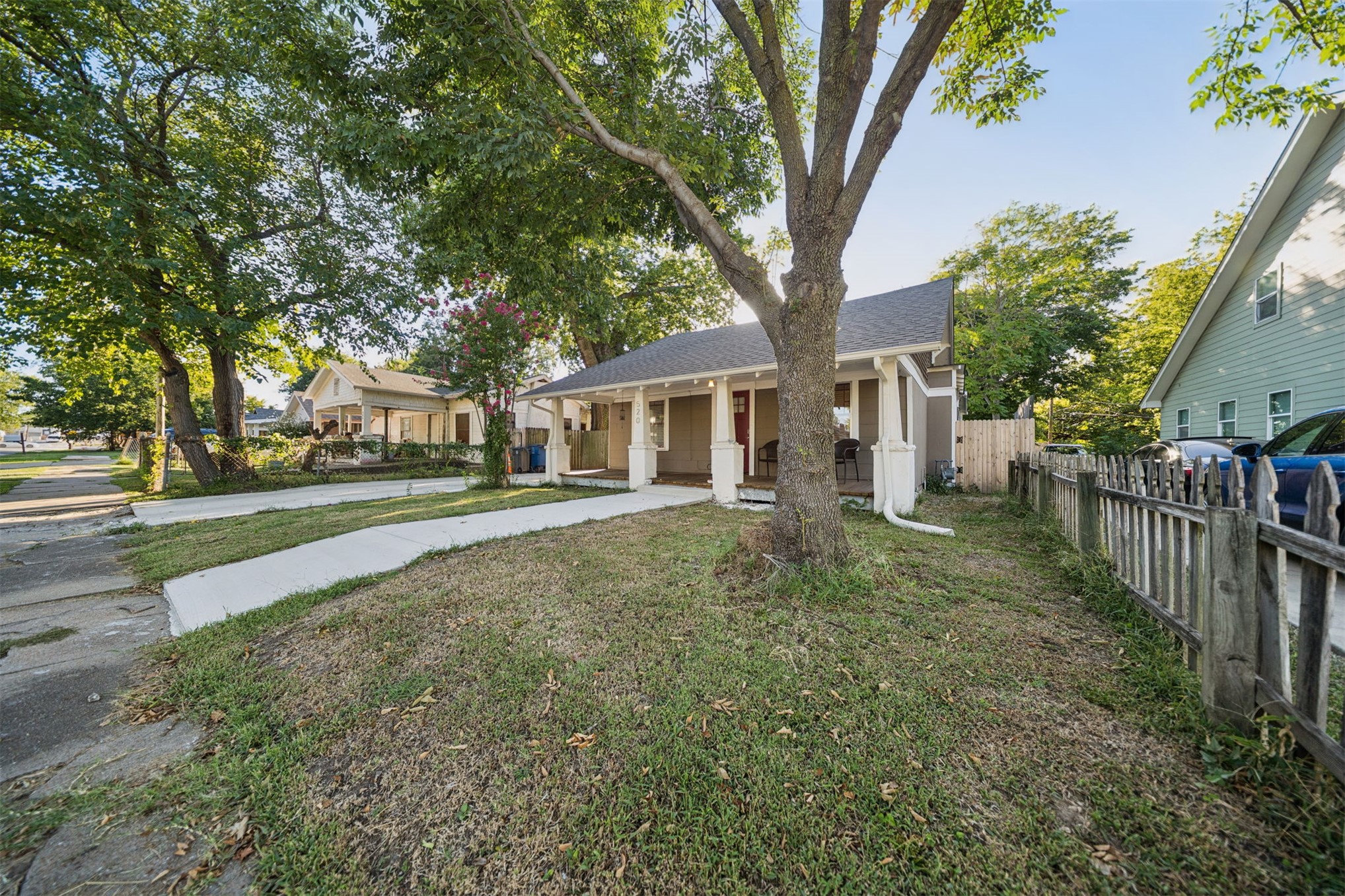 520 S Wheeling Avenue E Property Photo 3