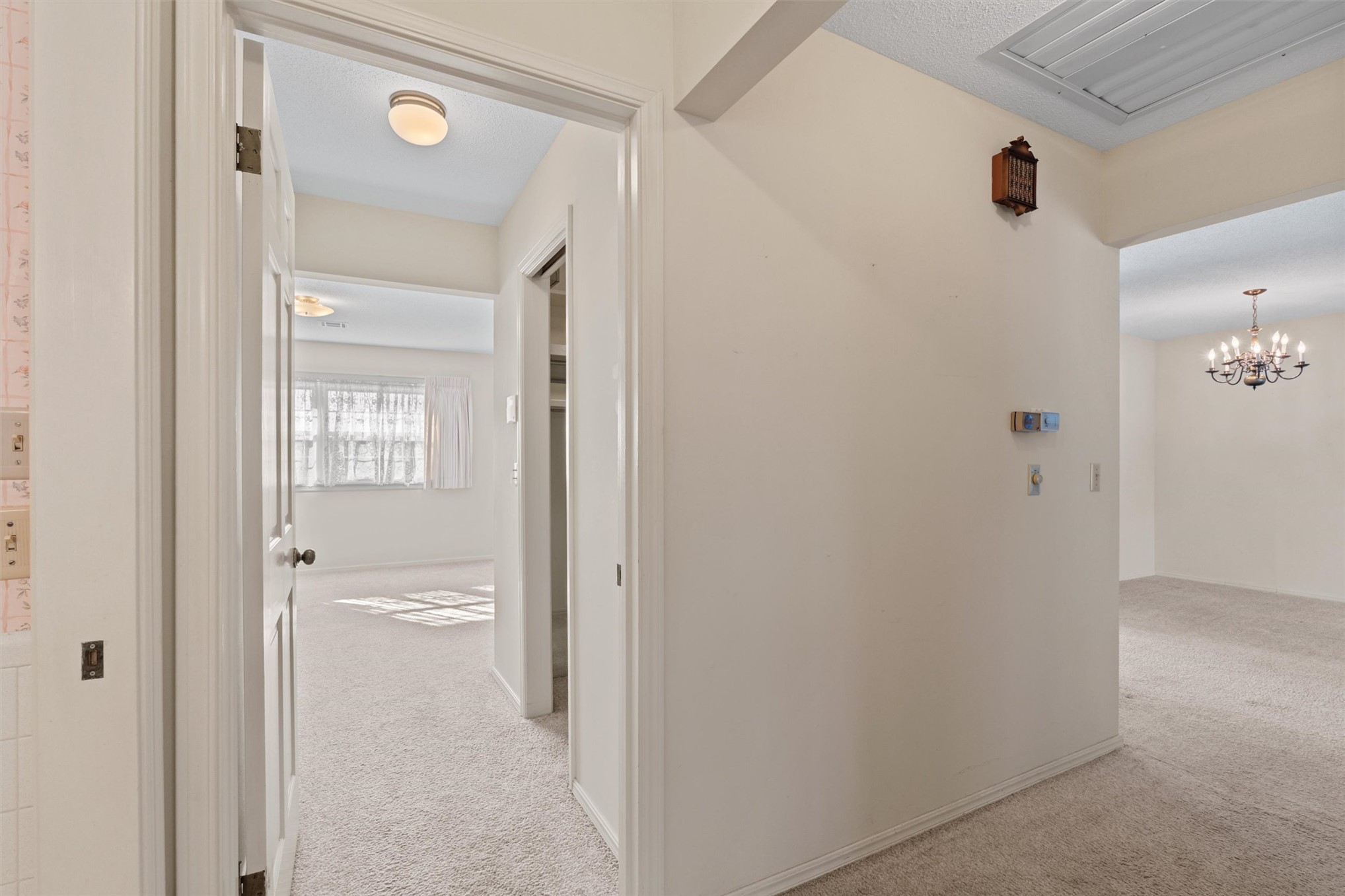 1437 Swan Drive Property Photo 14