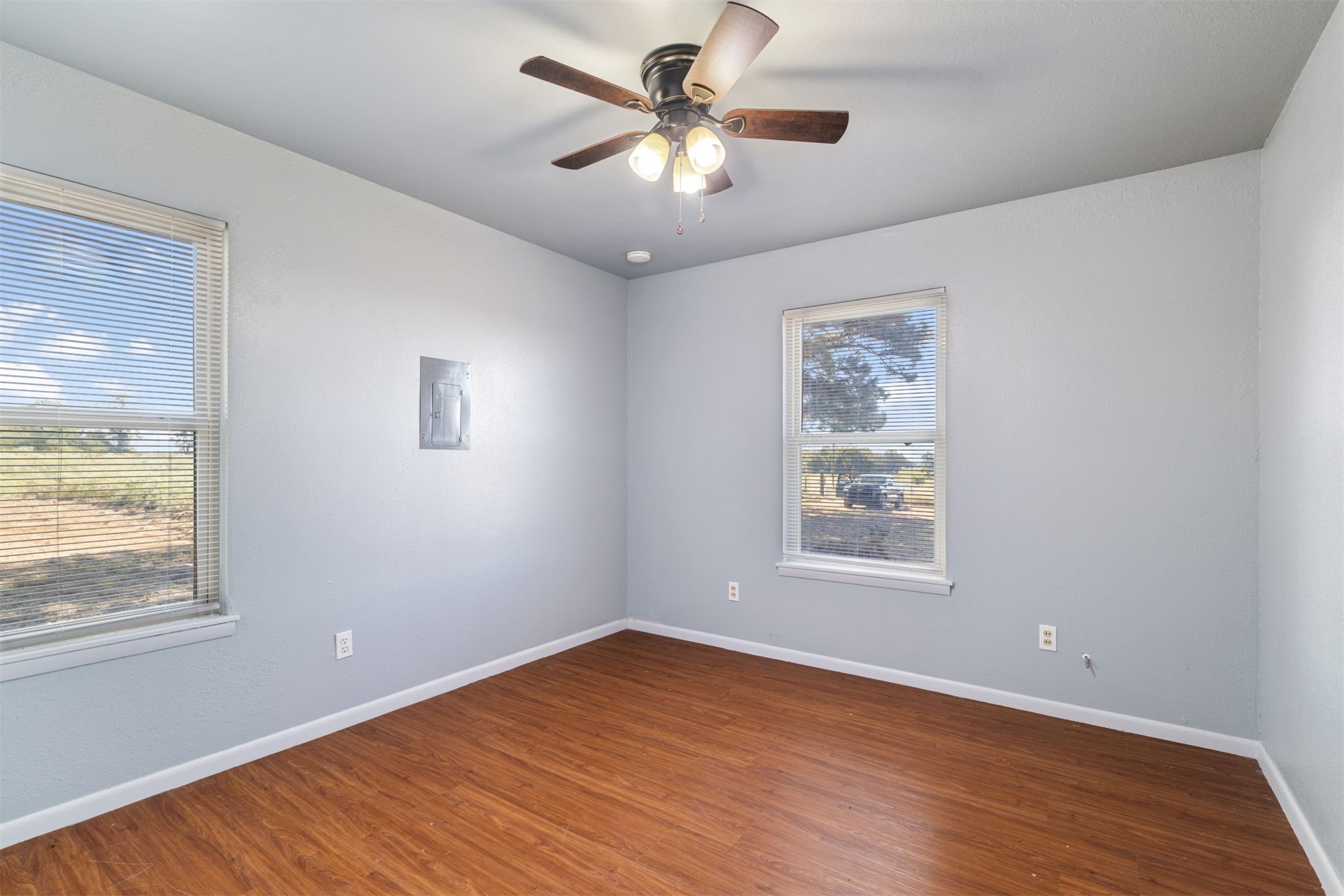 8405 E Nightingale Road Property Photo 9
