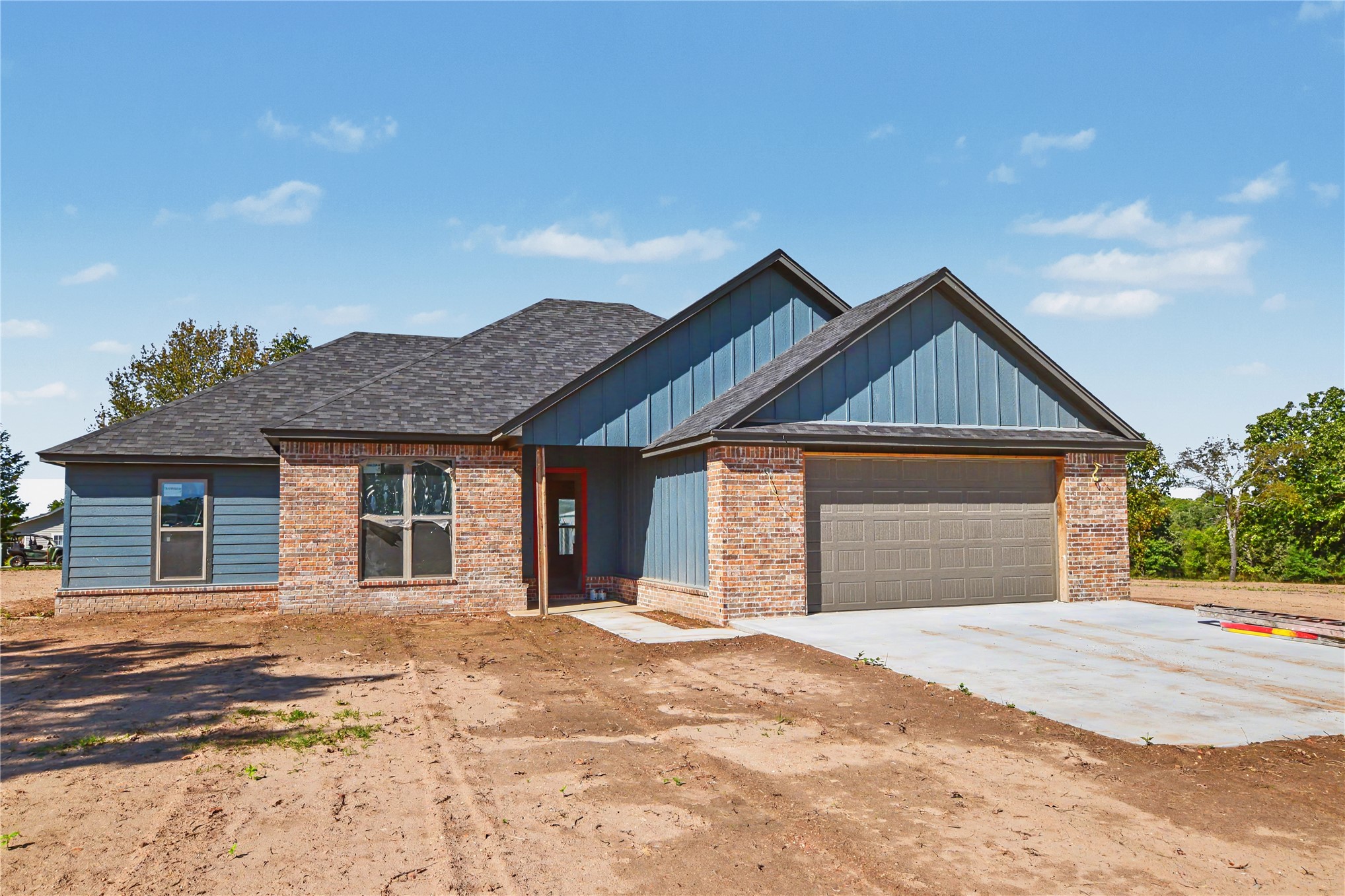 18915 W Hunters Court Property Photo 1