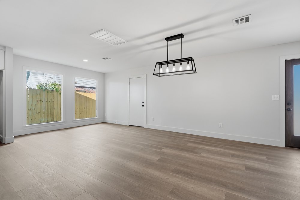 3012 W 56th Street Property Photo 14