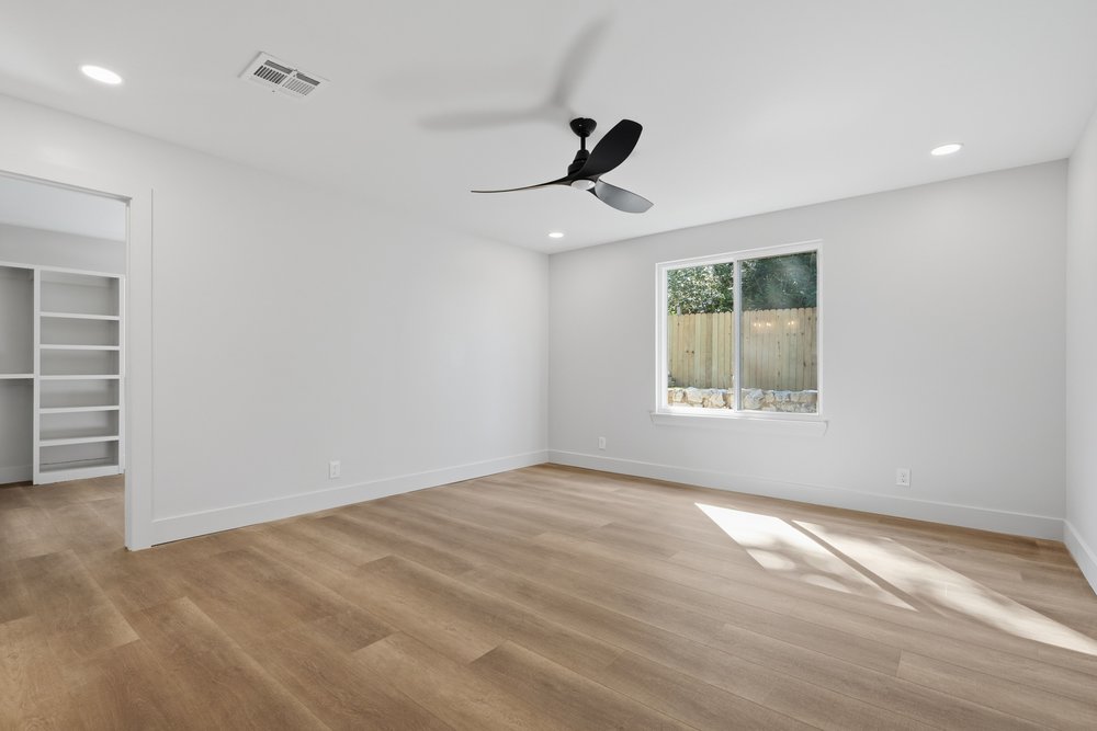 3012 W 56th Street Property Photo 26