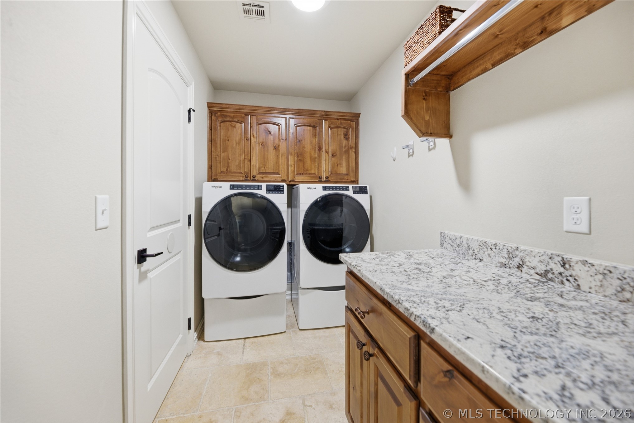 7915 N 149th East Avenue Property Photo 27