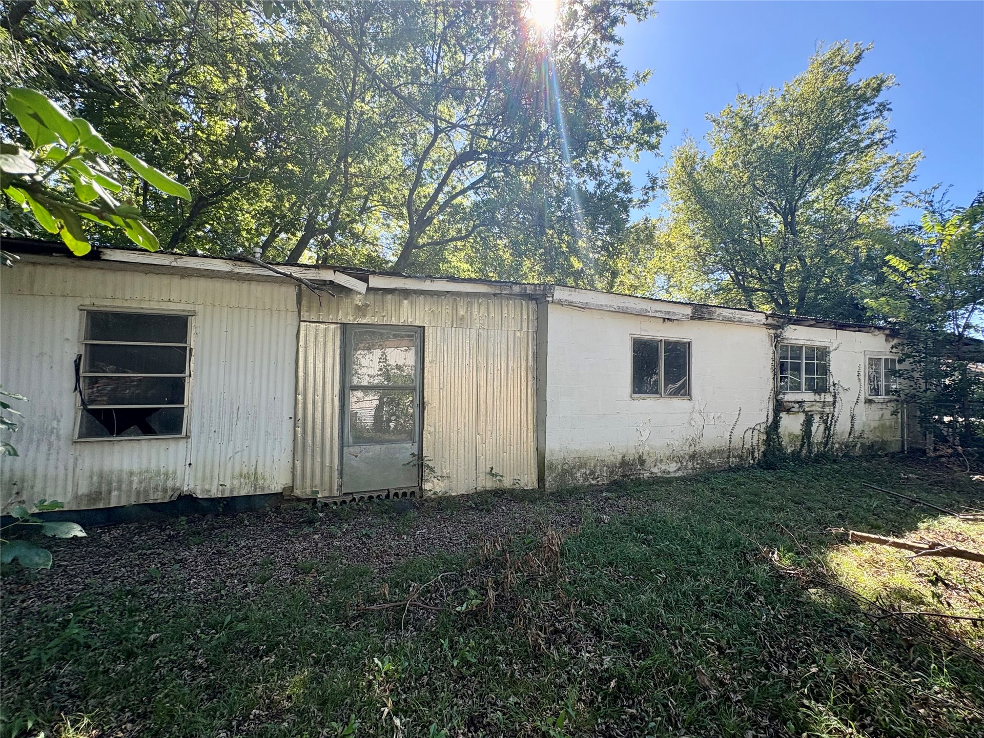 1109 N 27th Street Property Photo 3