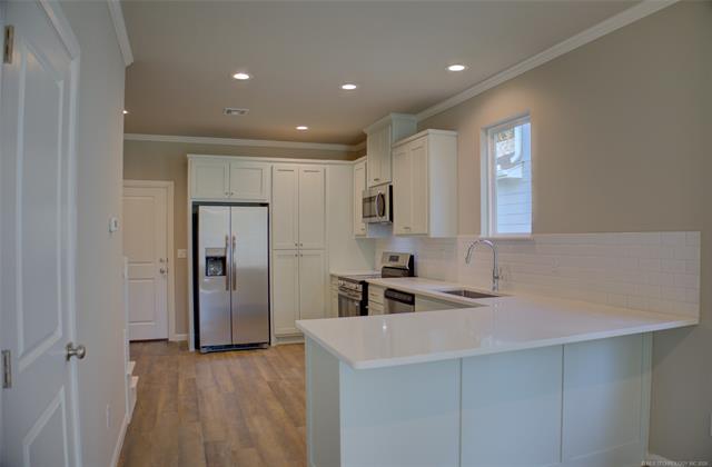 718 N Weenonah Avenue Property Photo 6