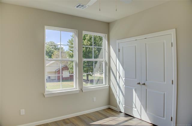 718 N Weenonah Avenue Property Photo 10