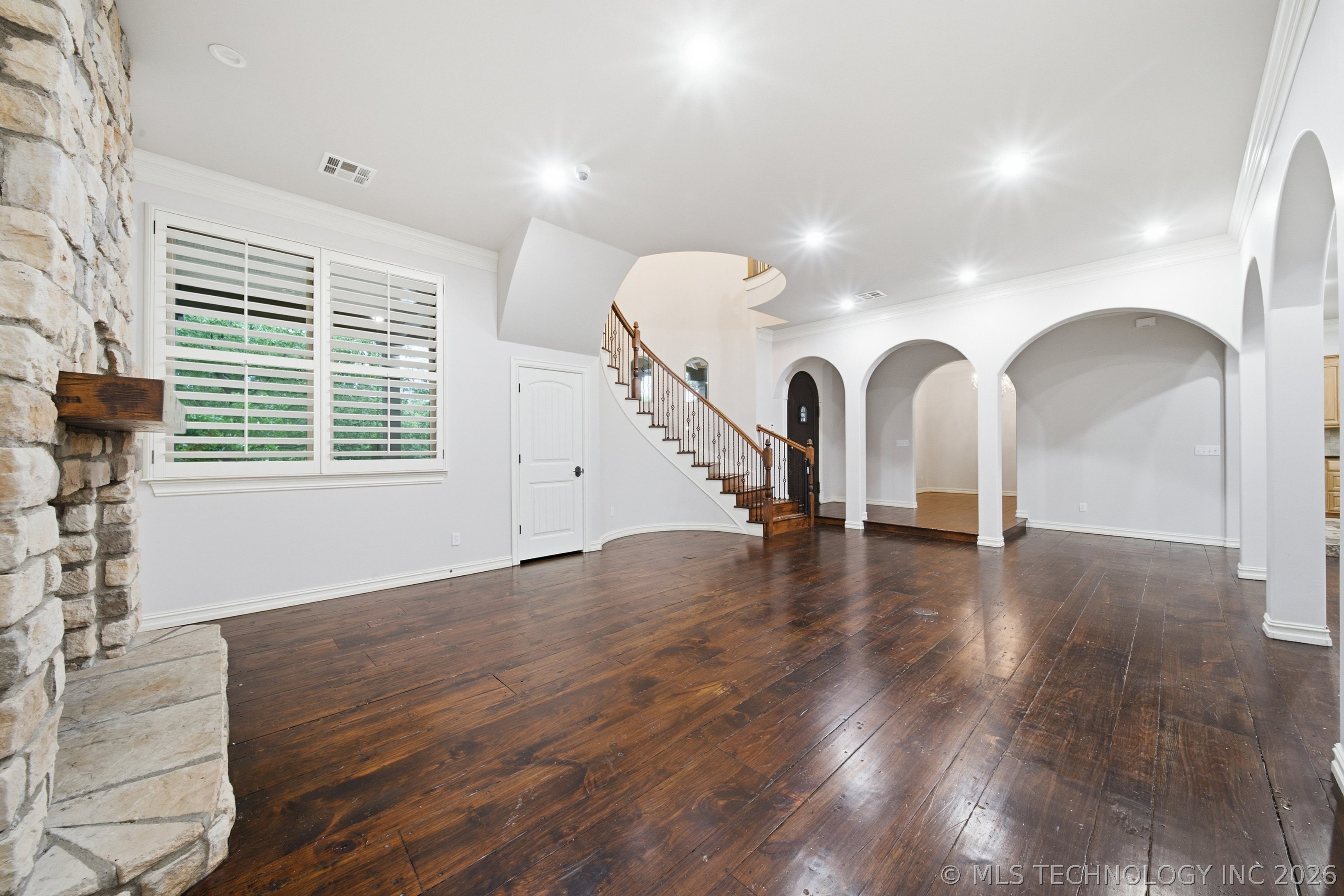 3509 S Utica Avenue Property Photo 6