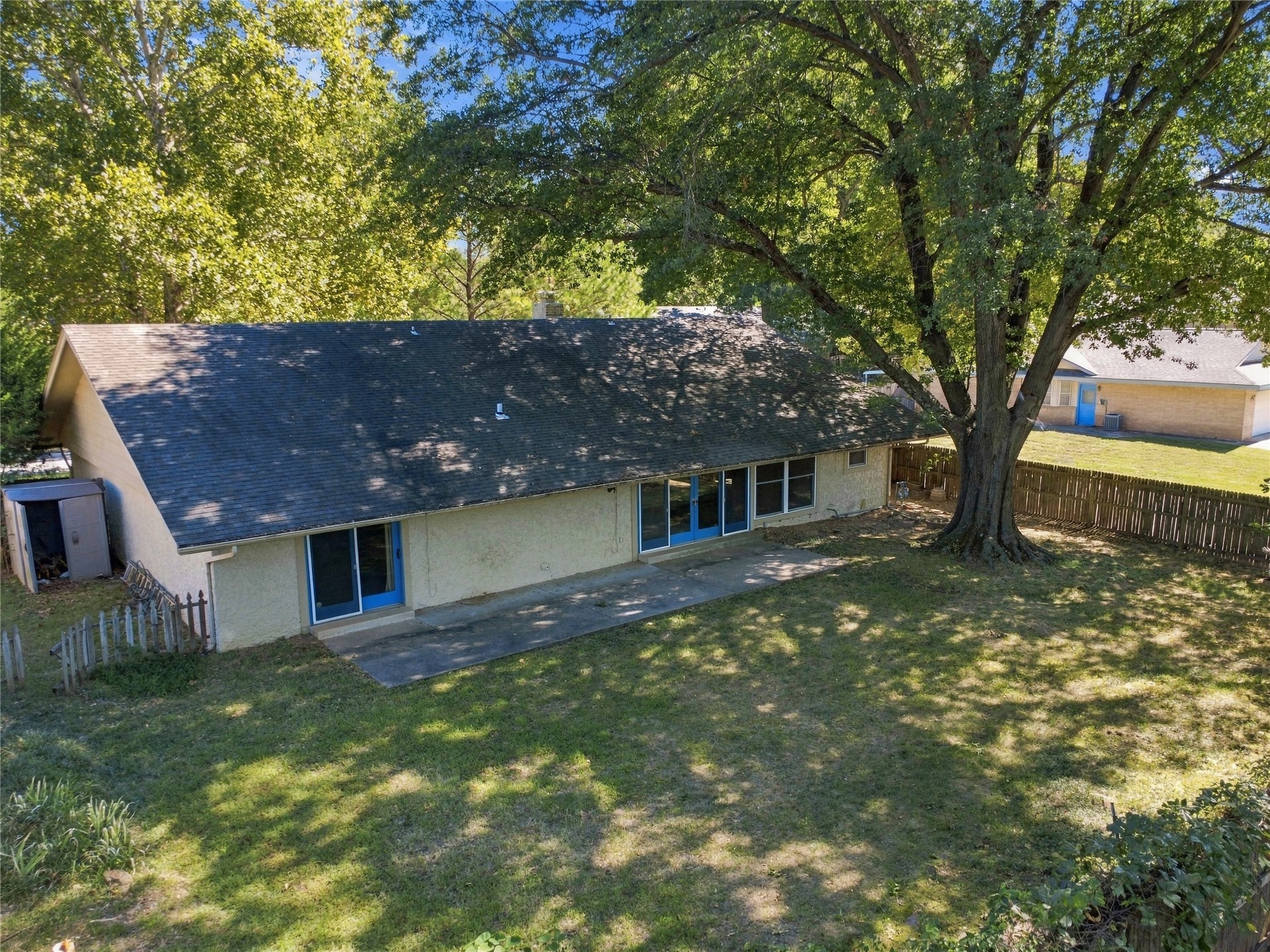 8130 S Florence Place Property Photo 35