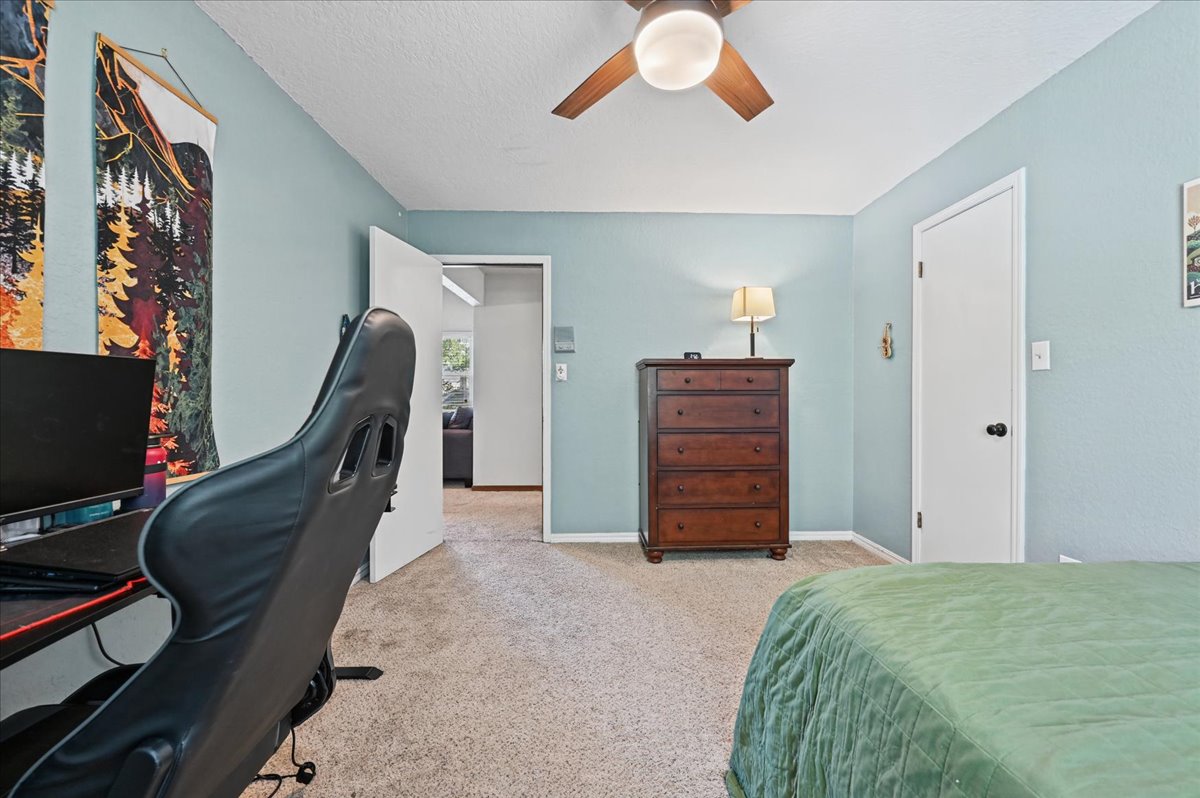 2418 W Quincy Circle Property Photo 36