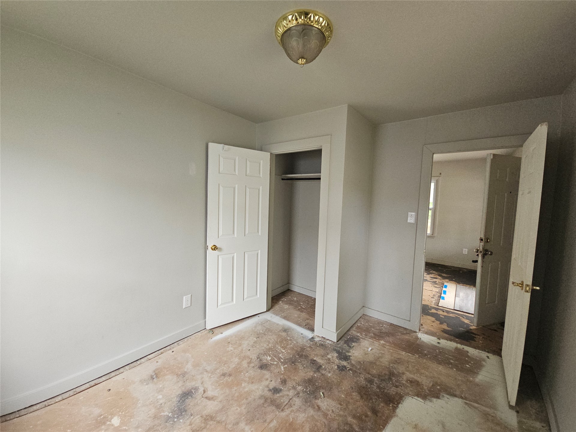 1128 E Arch Avenue Property Photo 17
