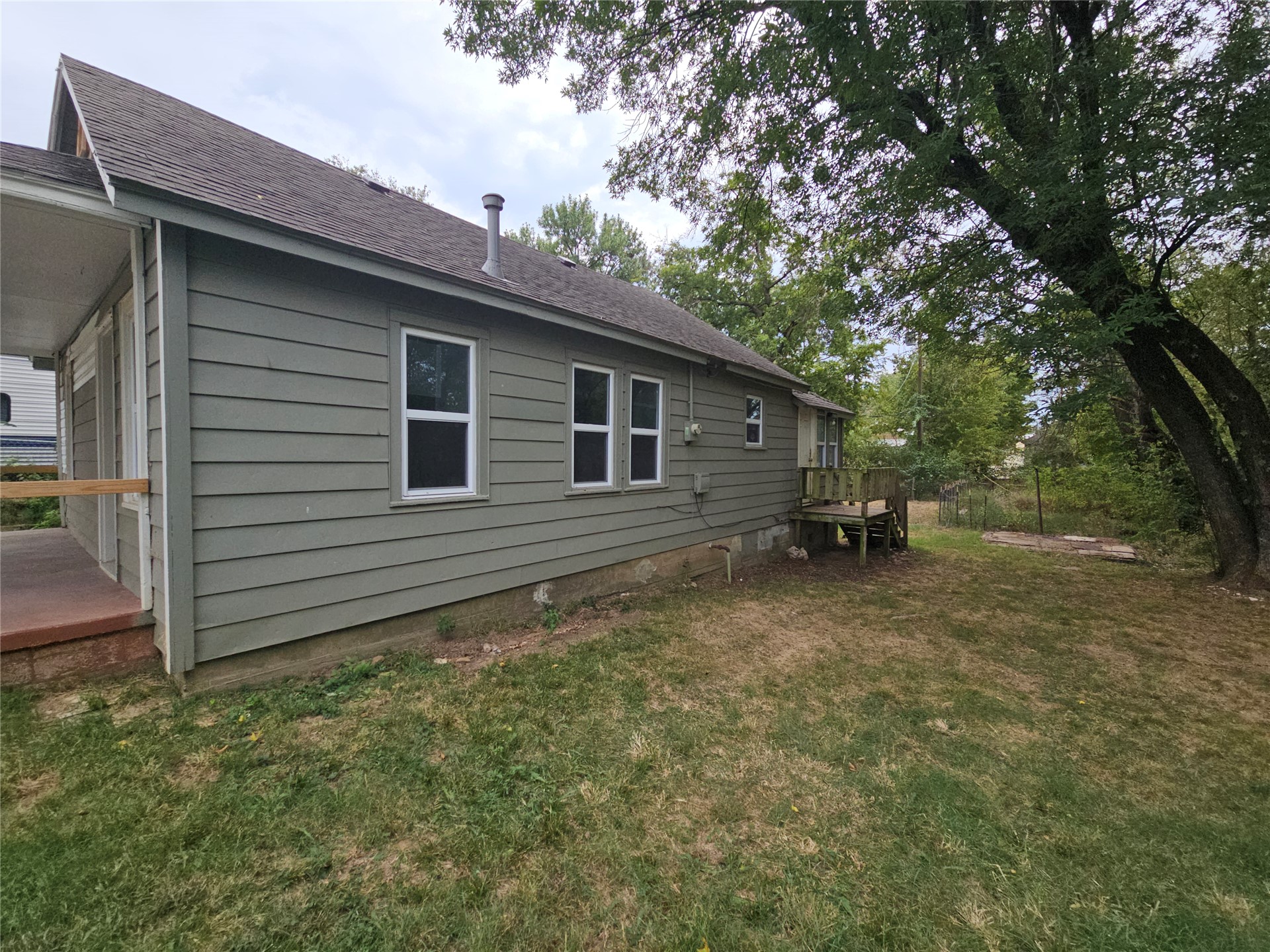 1128 E Arch Avenue Property Photo 20