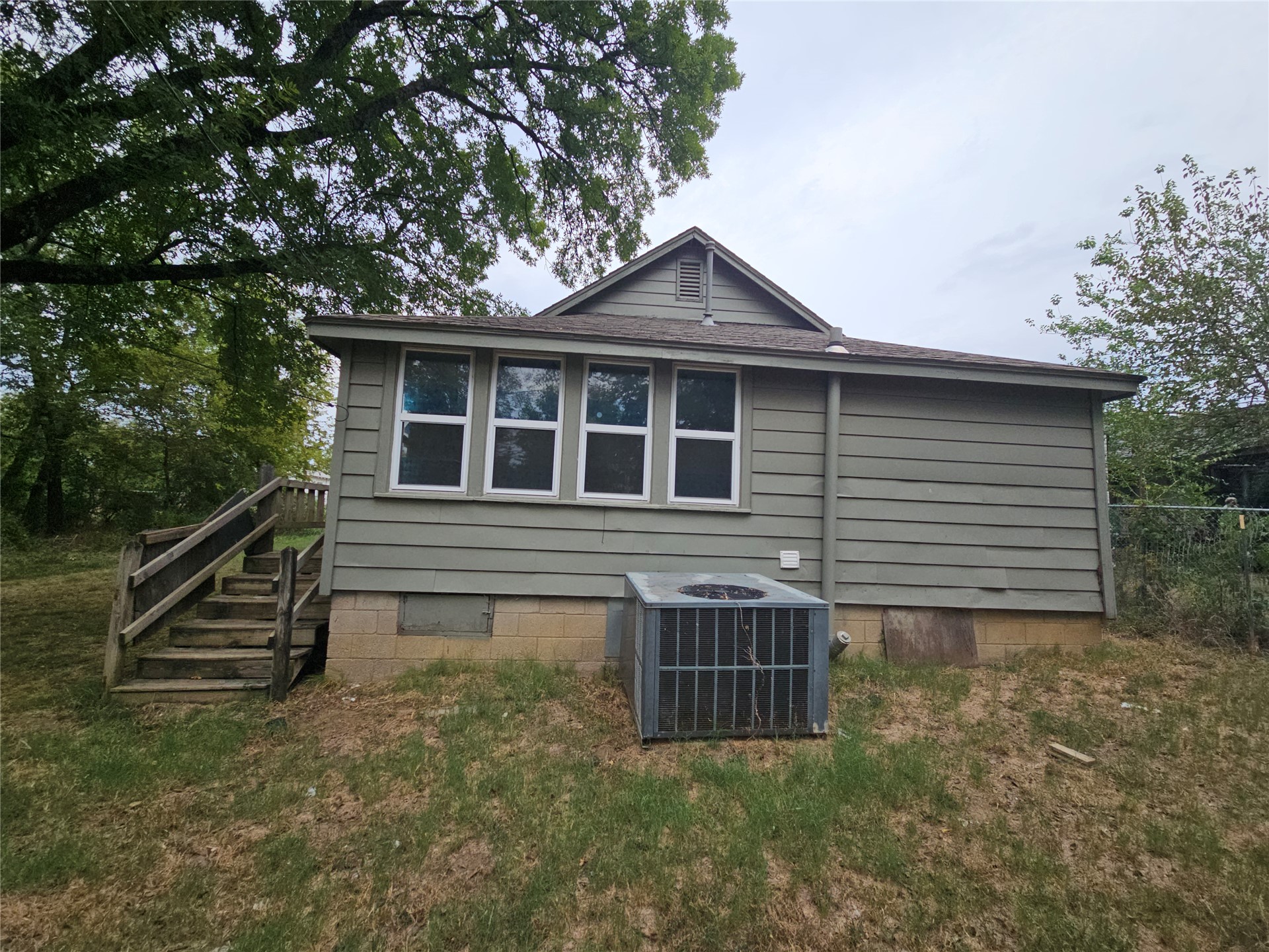1128 E Arch Avenue Property Photo 22