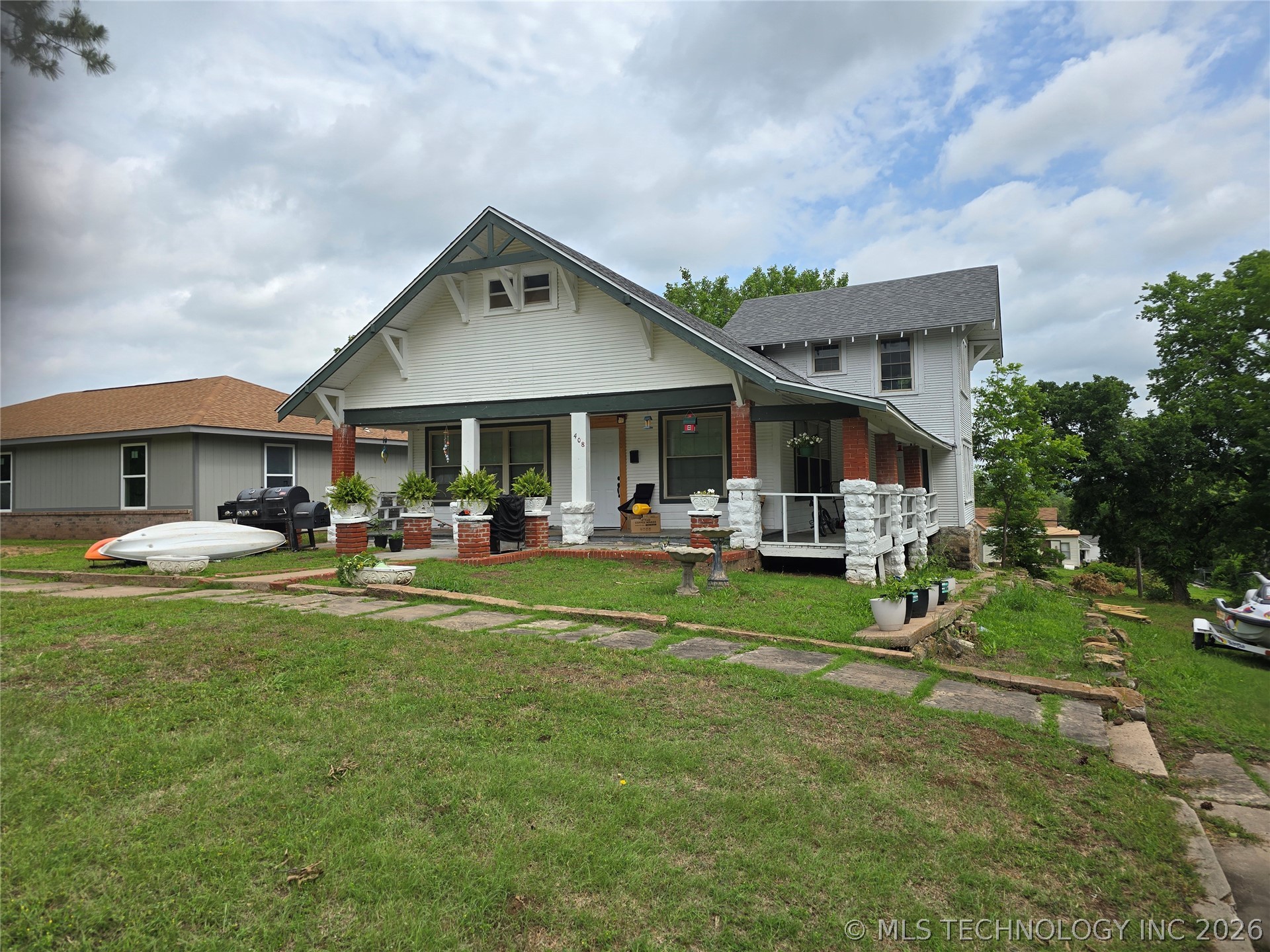 406 Denver Street Property Photo 1