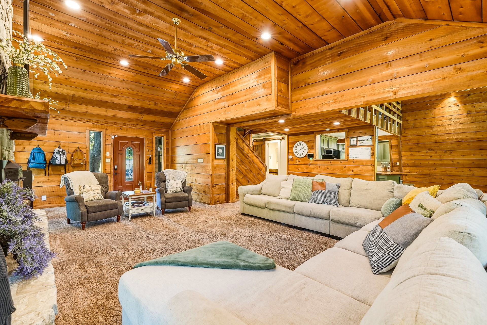 16176 County Road 3580 Property Photo 8