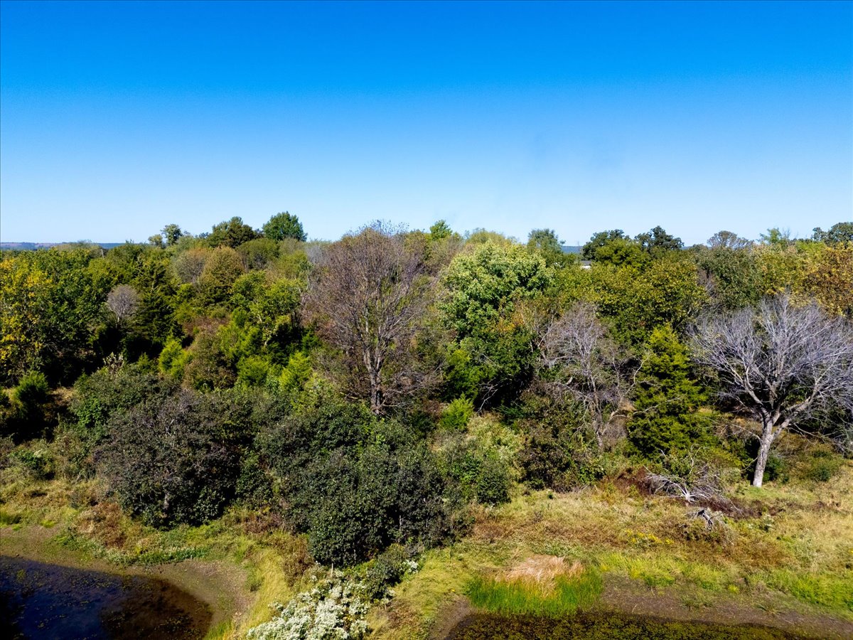 1 N 52 Avenue W Property Photo 15