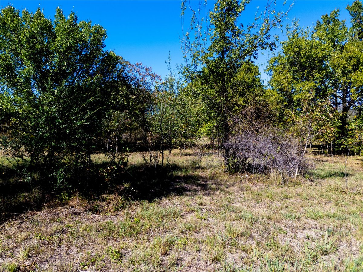 1 N 52 Avenue W Property Photo 18