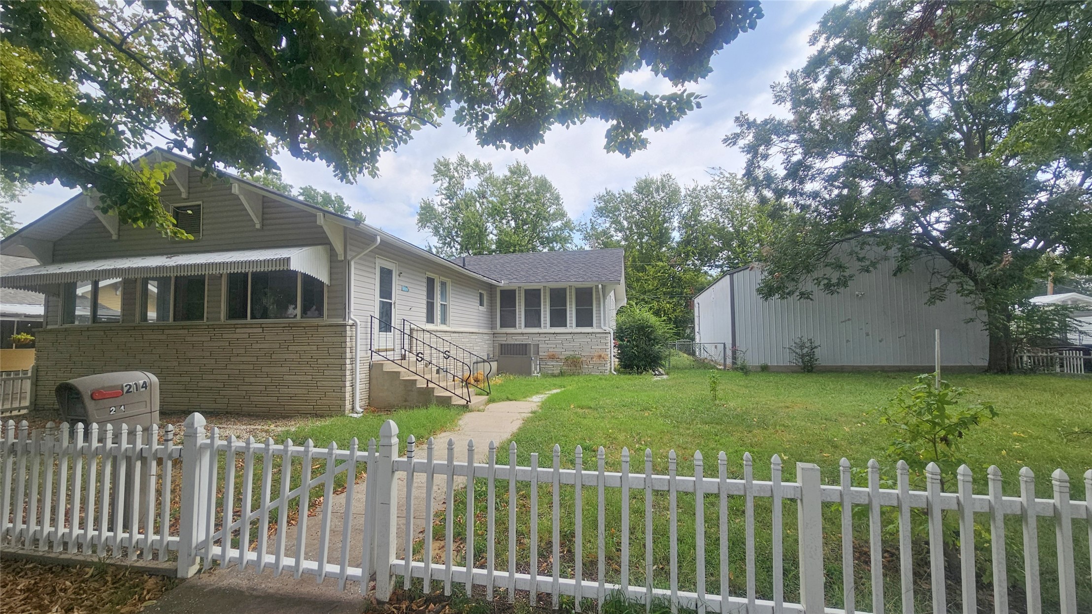 214 F Street Nw Property Photo 1