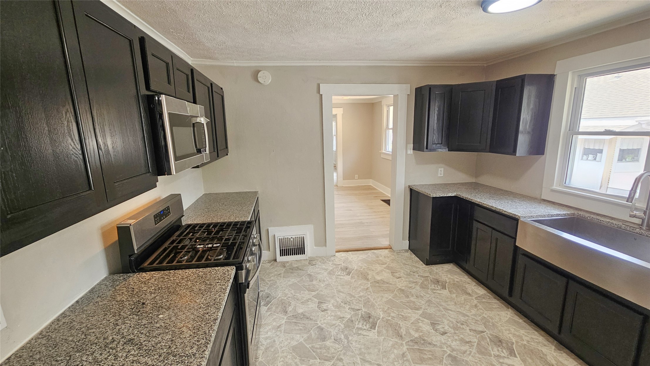 214 F Street Nw Property Photo 9