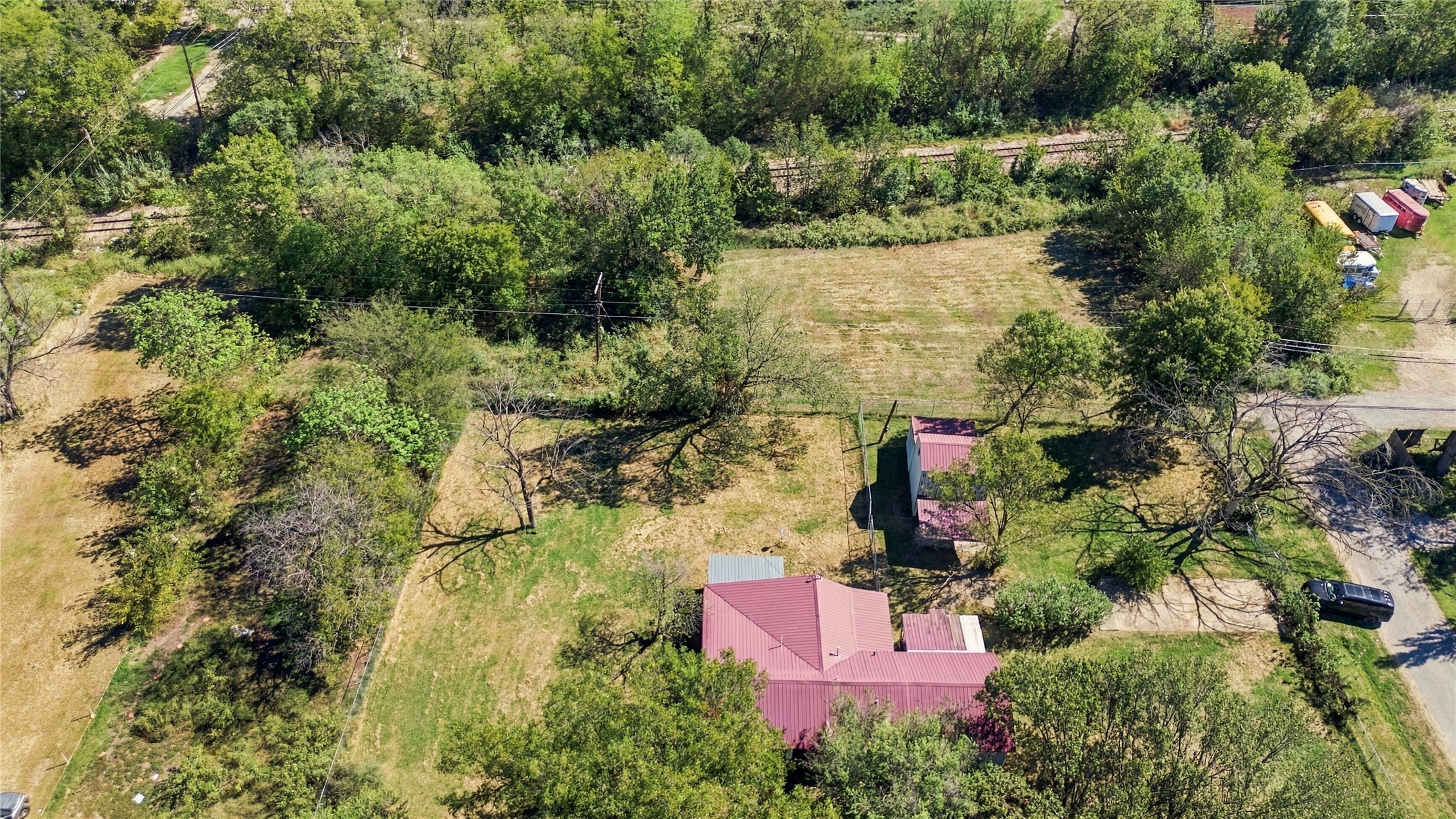 1136 S Maple Property Photo 29