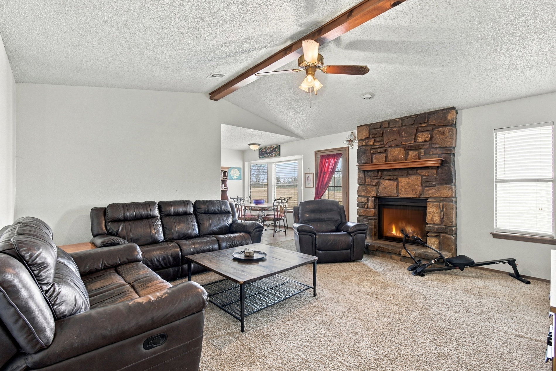 1801 N Aster Avenue Property Photo 7