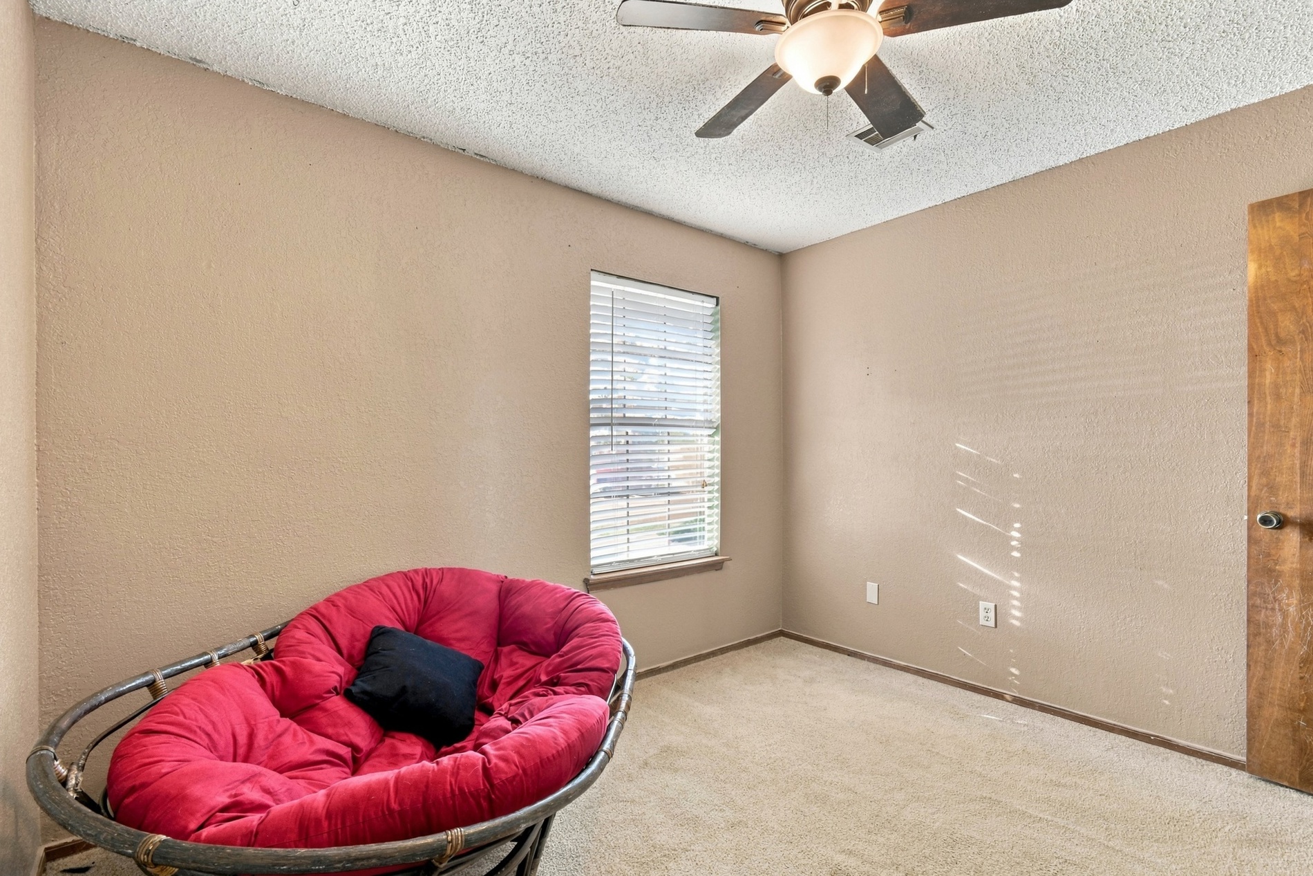 1801 N Aster Avenue Property Photo 26