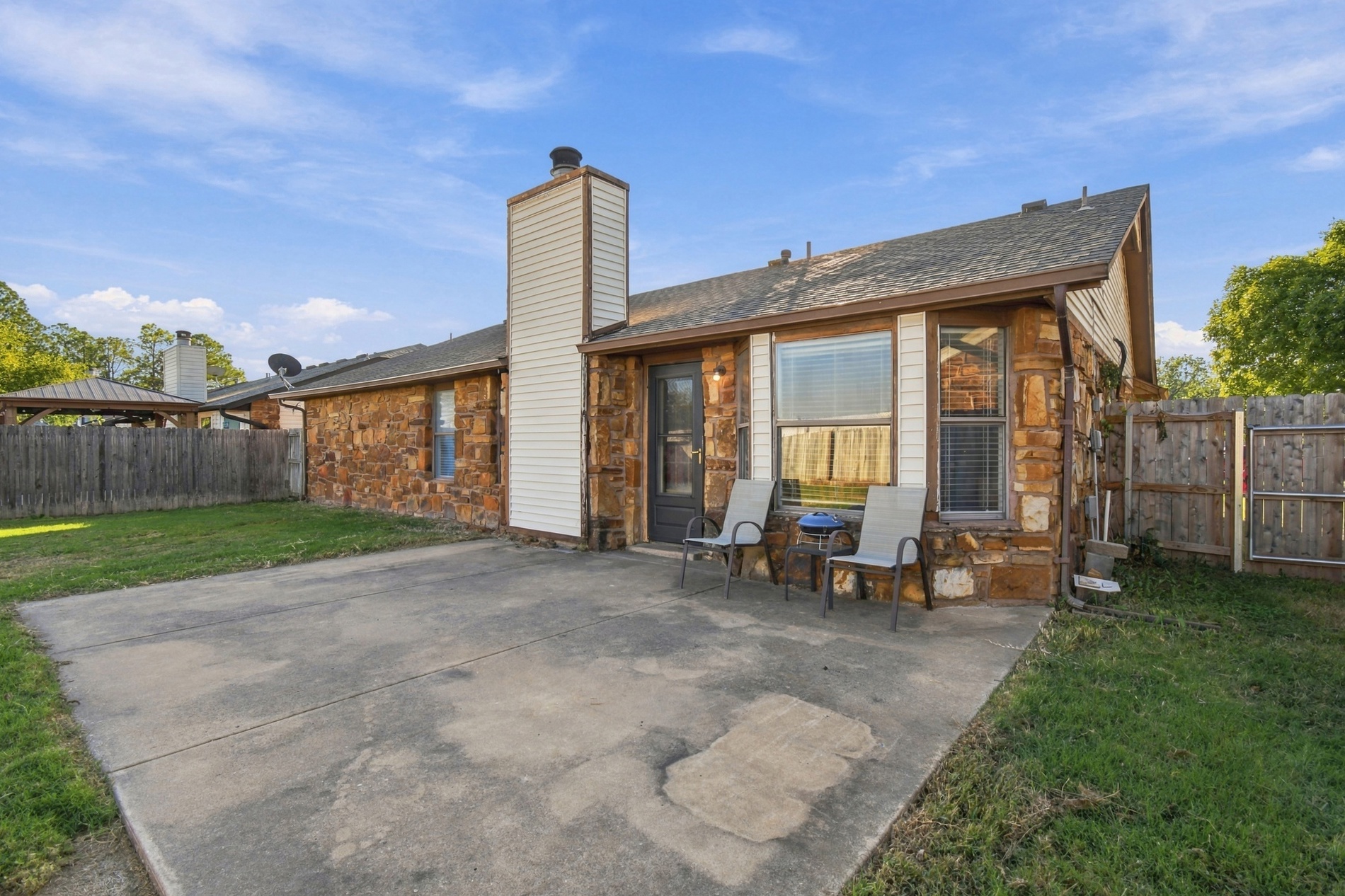 1801 N Aster Avenue Property Photo 32