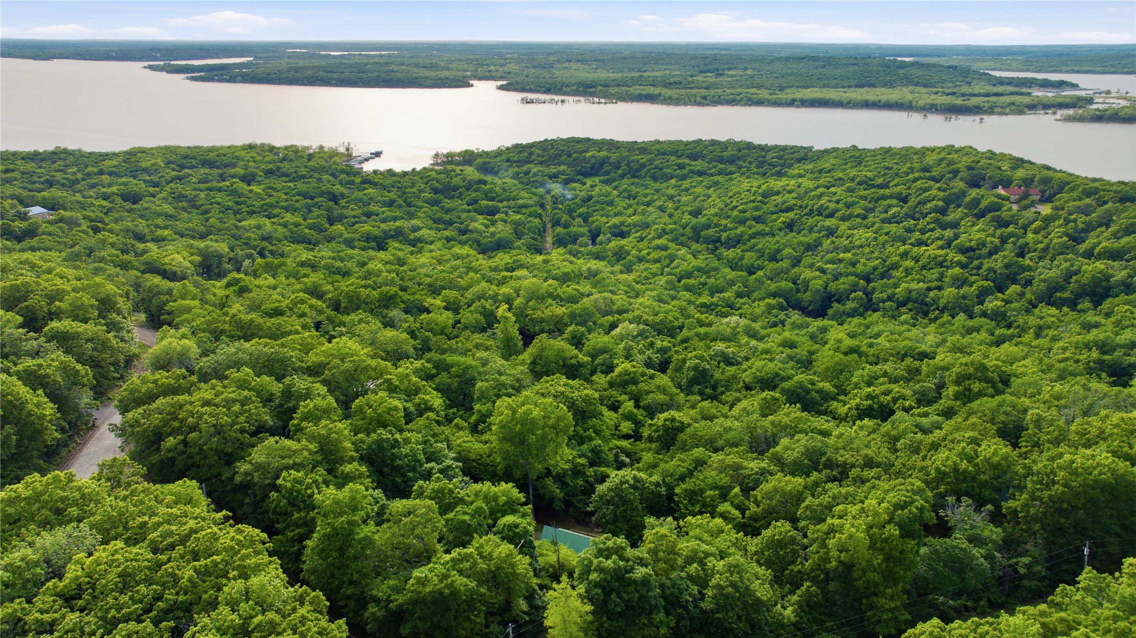 13402 Northern Drive Property Photo 4