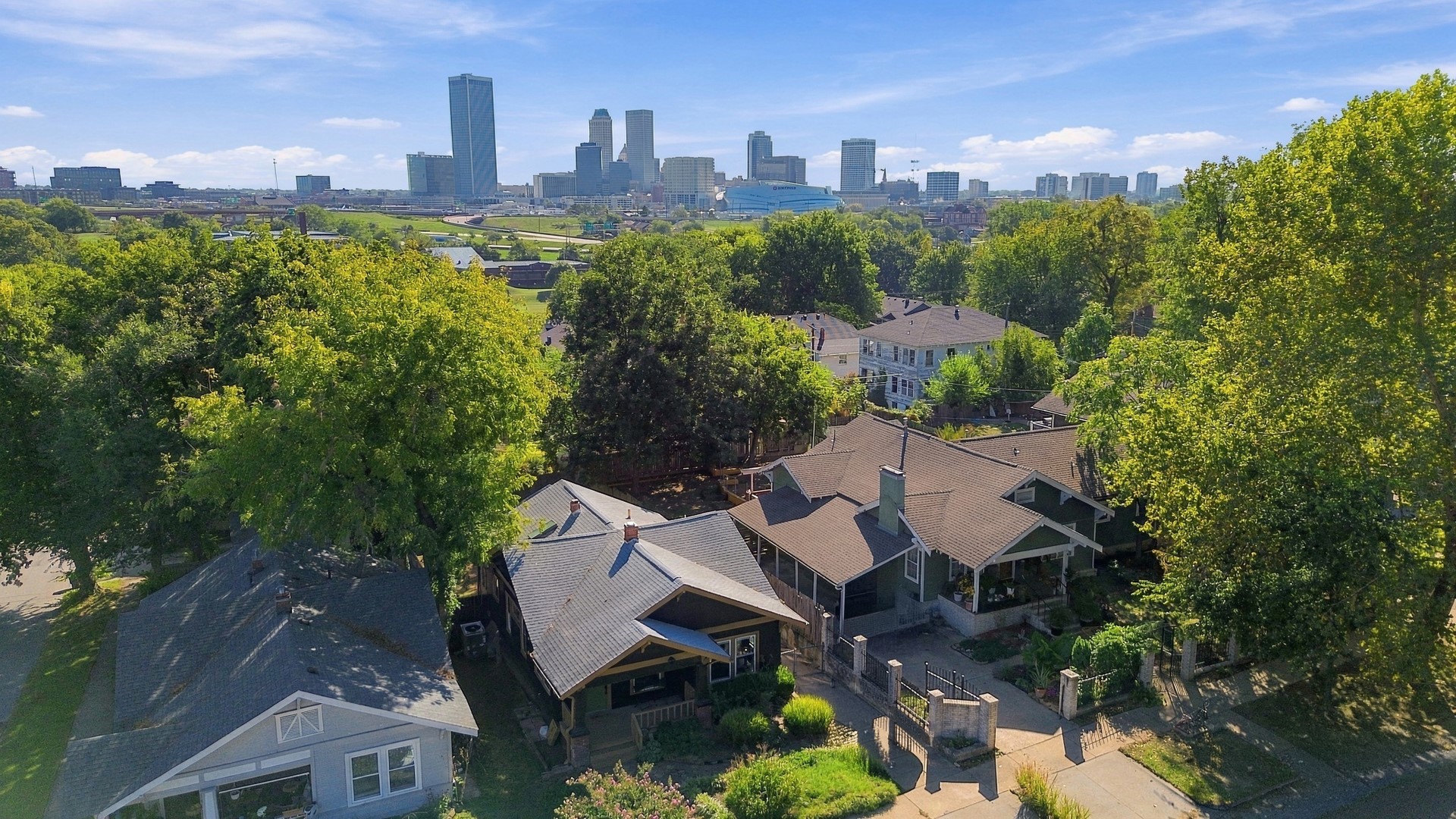327 N Santa Fe Avenue Property Photo 37