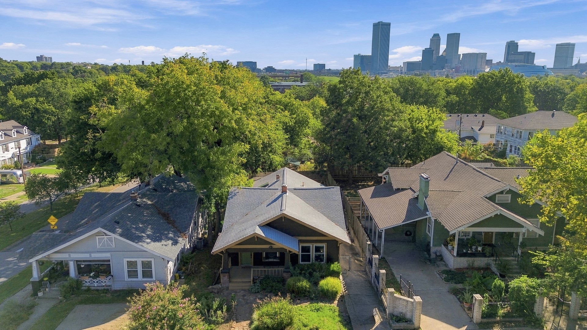 327 N Santa Fe Avenue Property Photo 38