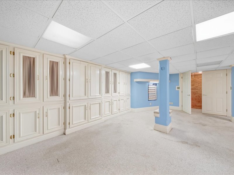 2131 E 20th Street Property Photo 26