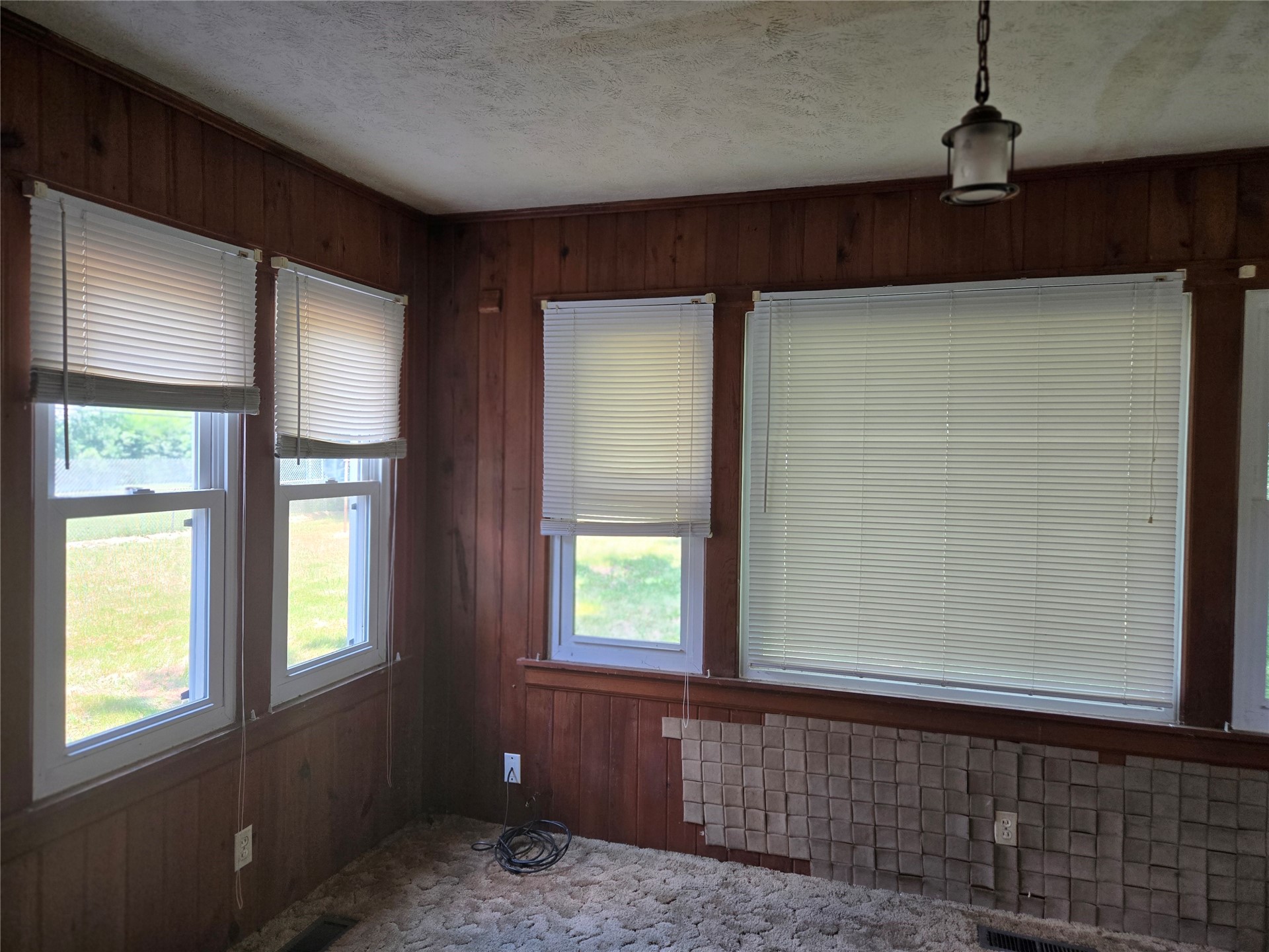 628 W Tahlequah Property Photo 36