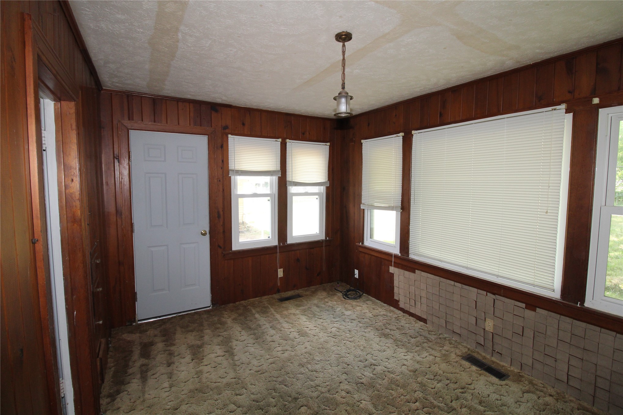 628 W Tahlequah Property Photo 37