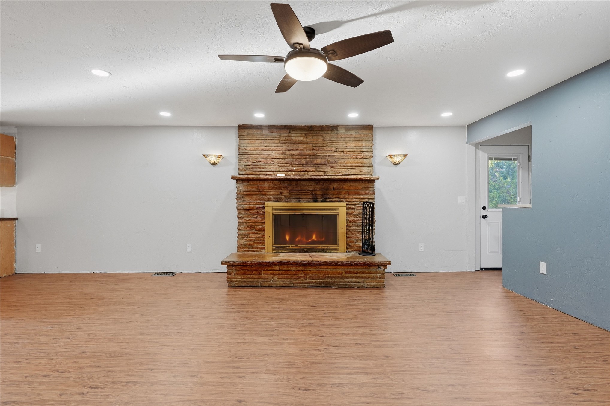1120 E Leroy Road Property Photo 12