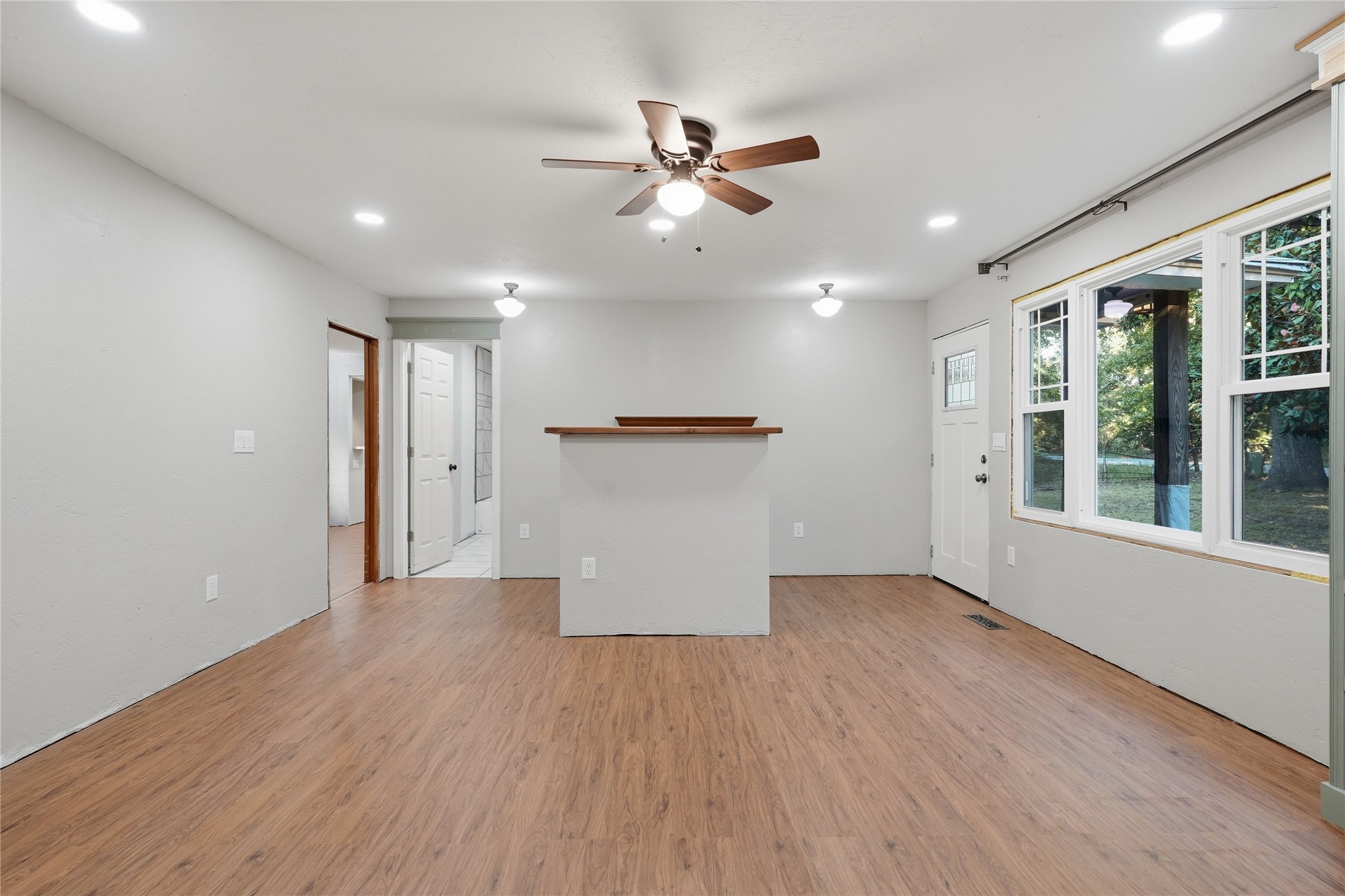 1120 E Leroy Road Property Photo 20