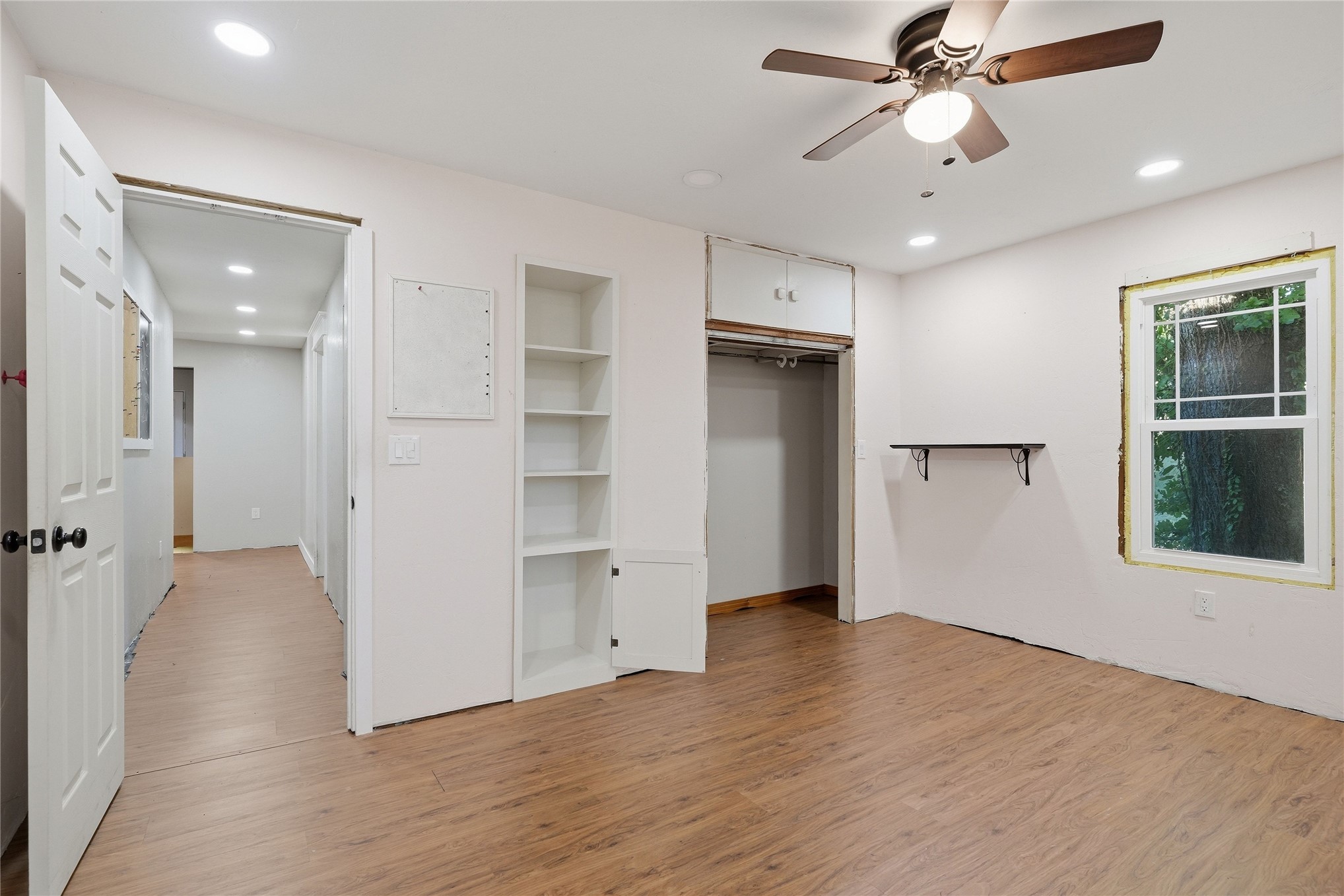 1120 E Leroy Road Property Photo 31