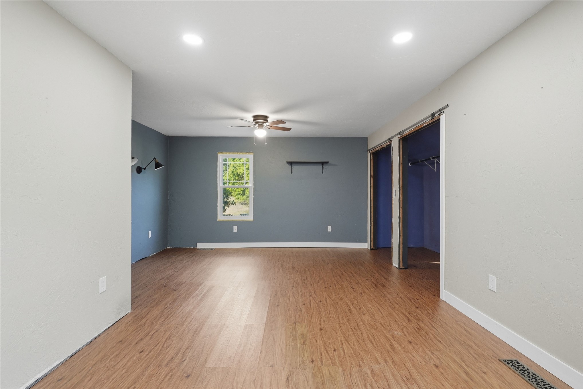 1120 E Leroy Road Property Photo 35