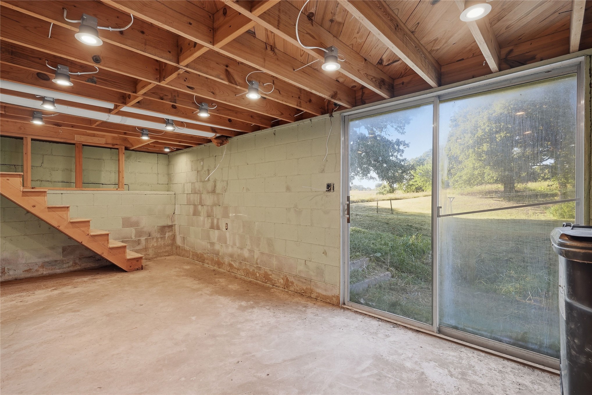 1120 E Leroy Road Property Photo 46