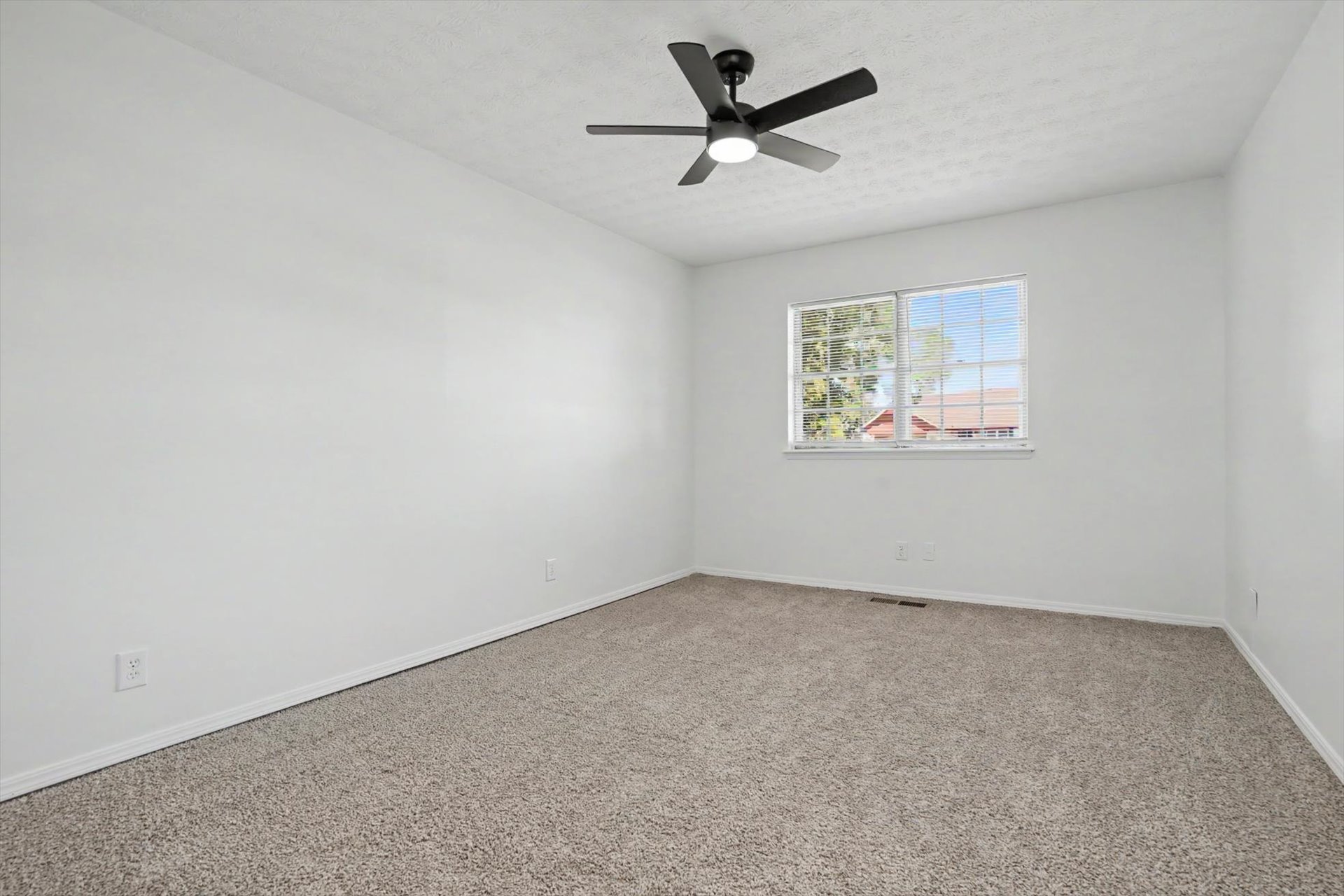 9920 E 28th Place Property Photo 15