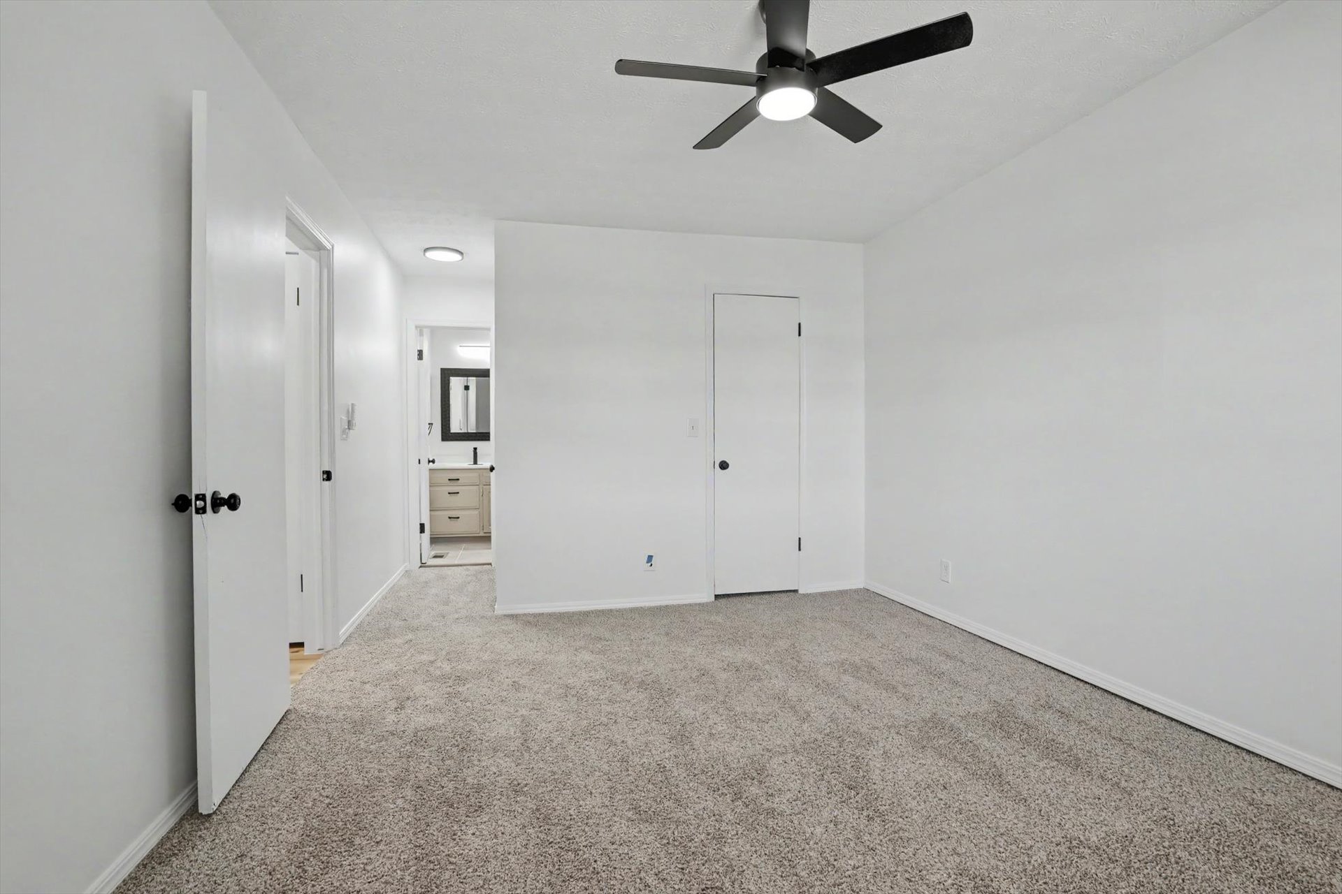 9920 E 28th Place Property Photo 16
