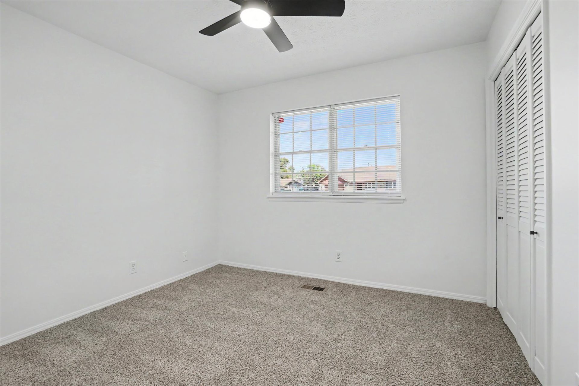 9920 E 28th Place Property Photo 24