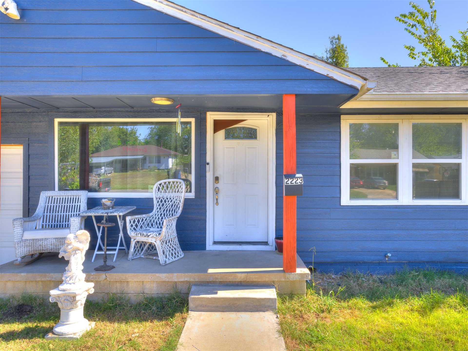 2223 N Louisville Avenue Property Photo 1