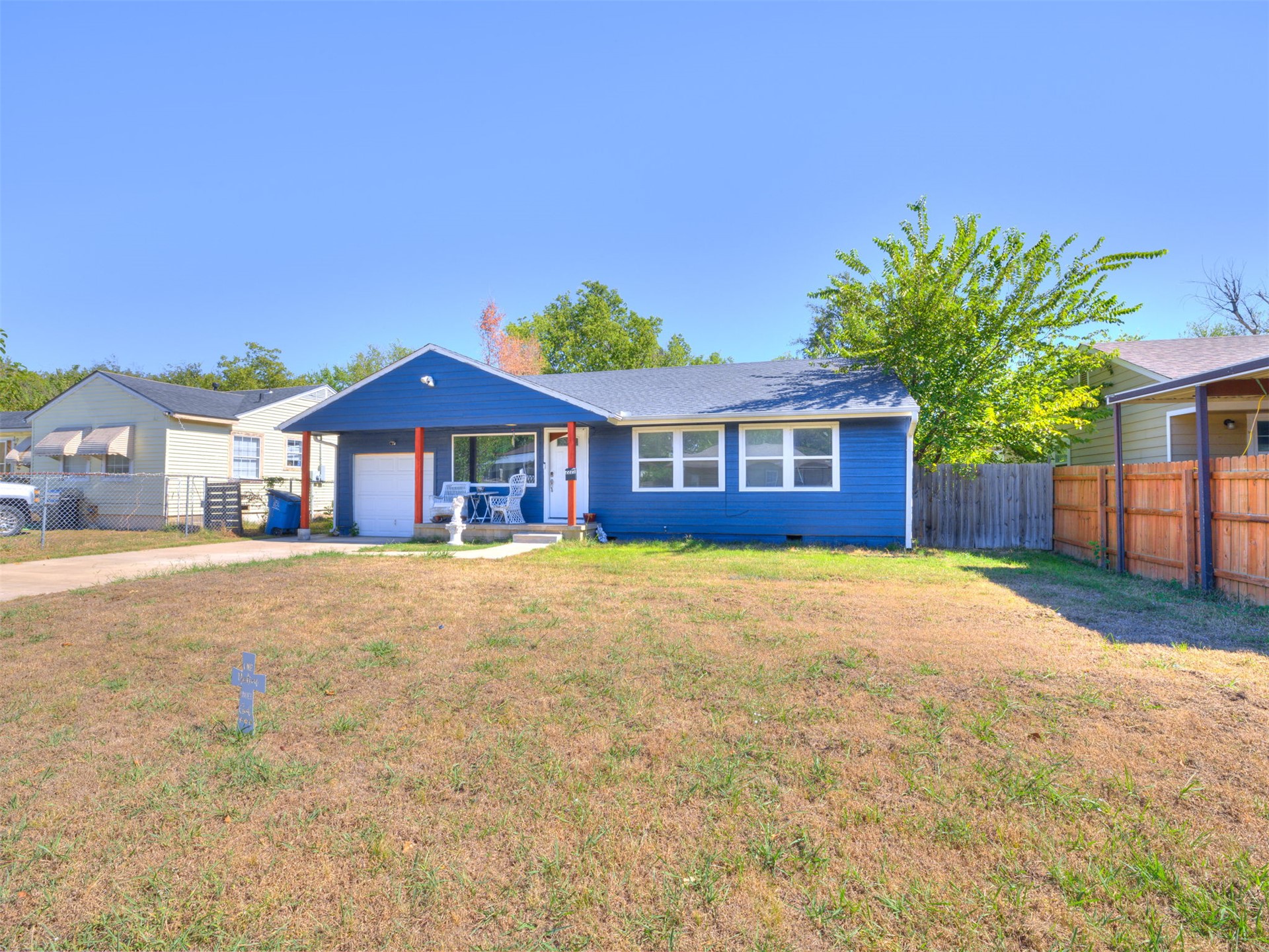 2223 N Louisville Avenue Property Photo 4