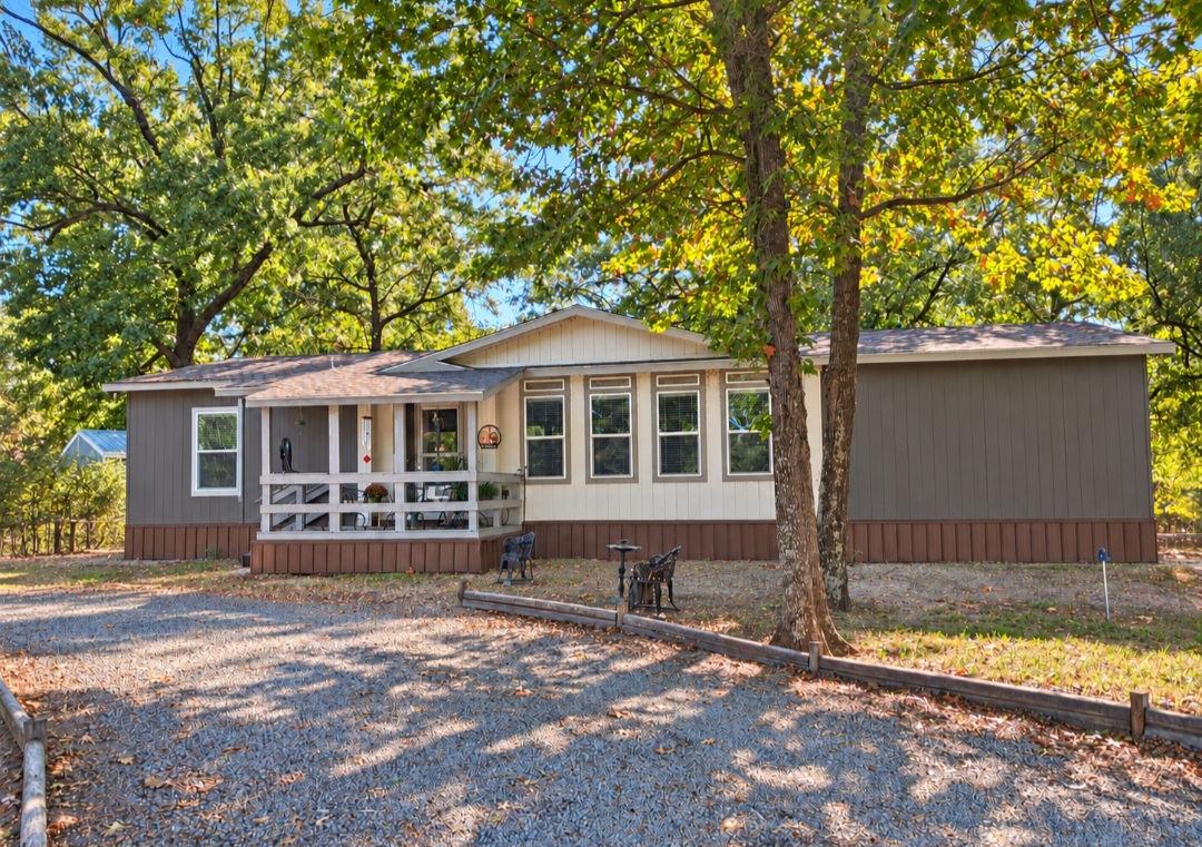 114137 S 4176 Road Property Photo 1