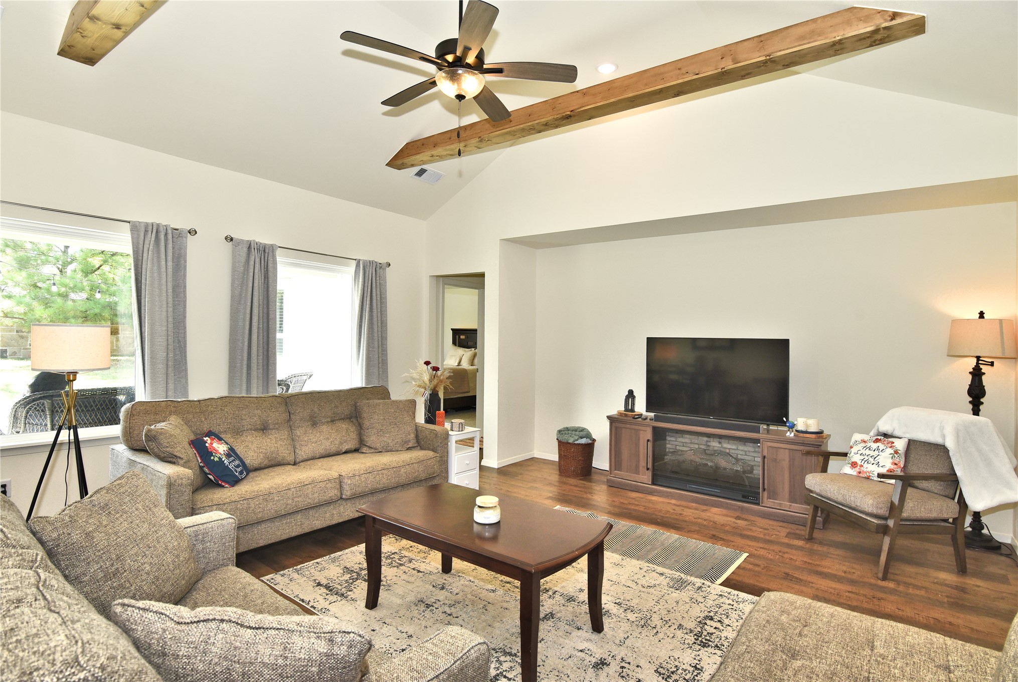 1656 E 140th Place Property Photo 11
