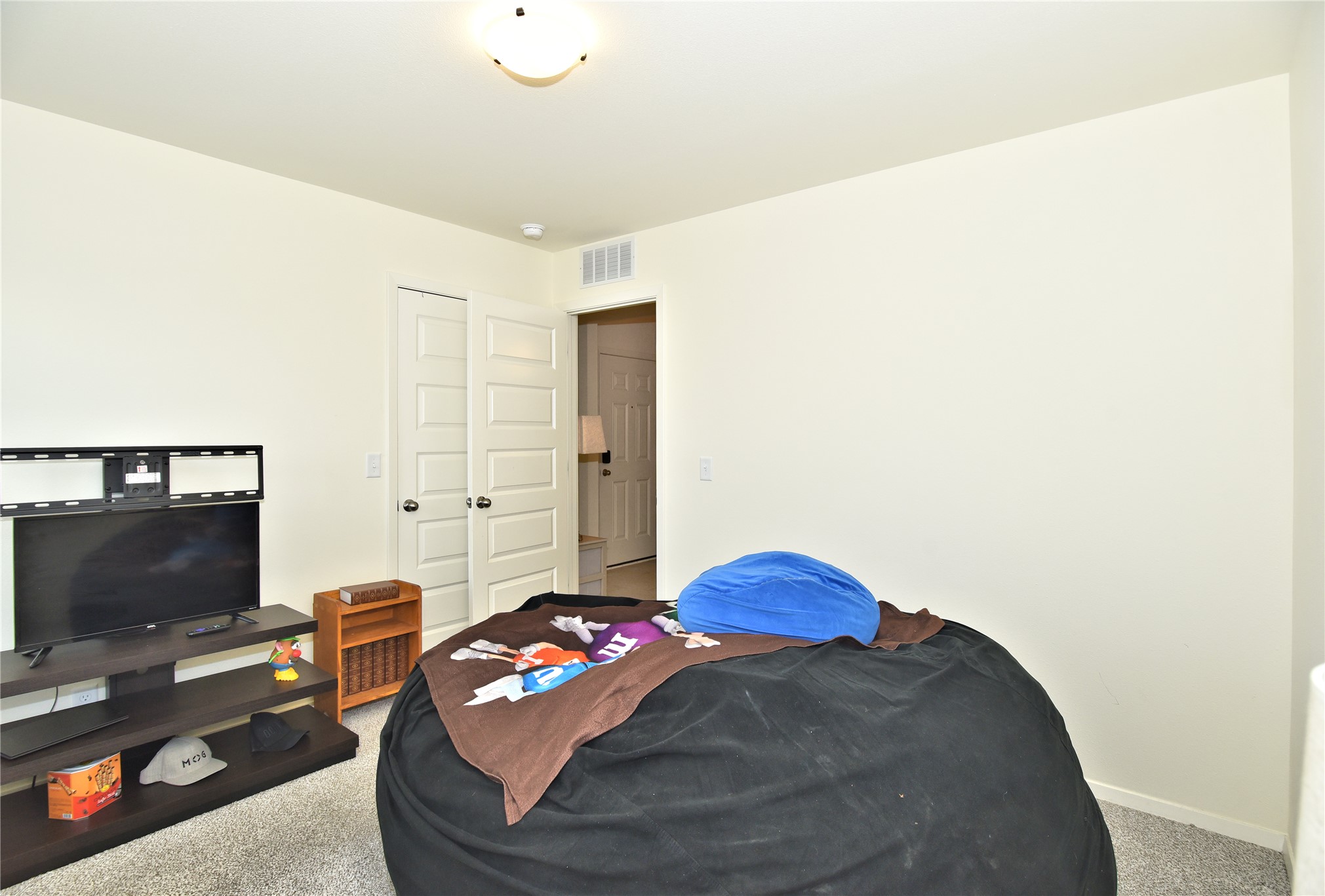 1656 E 140th Place Property Photo 23