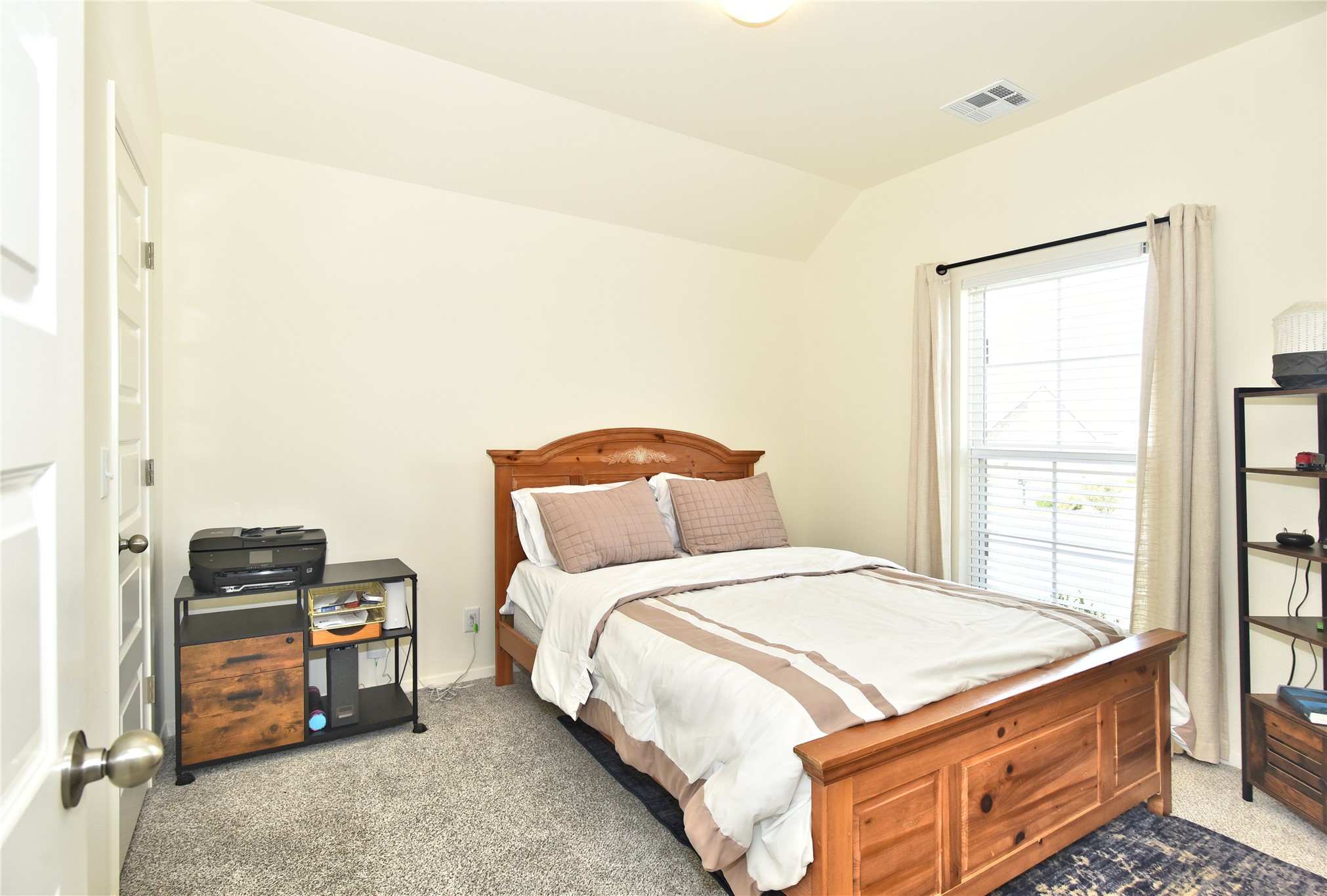 1656 E 140th Place Property Photo 24